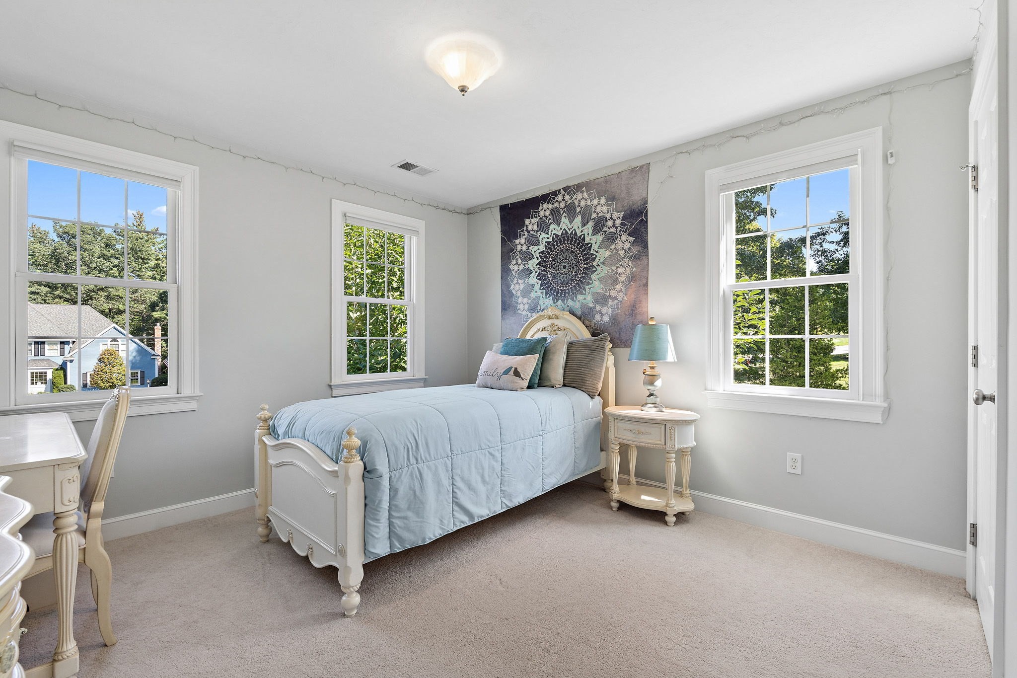 7 Sylvan Dr