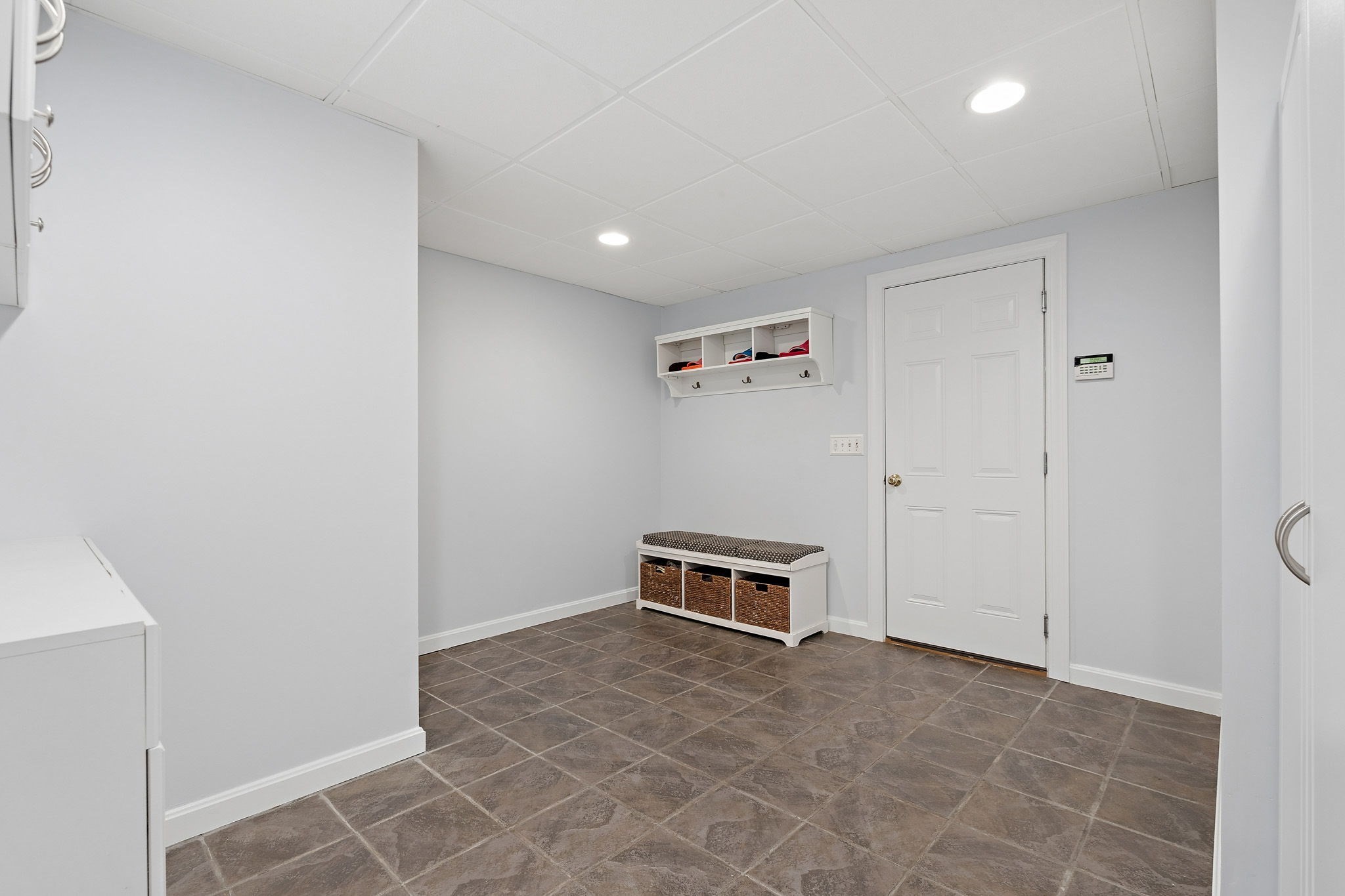 7 Sylvan Dr