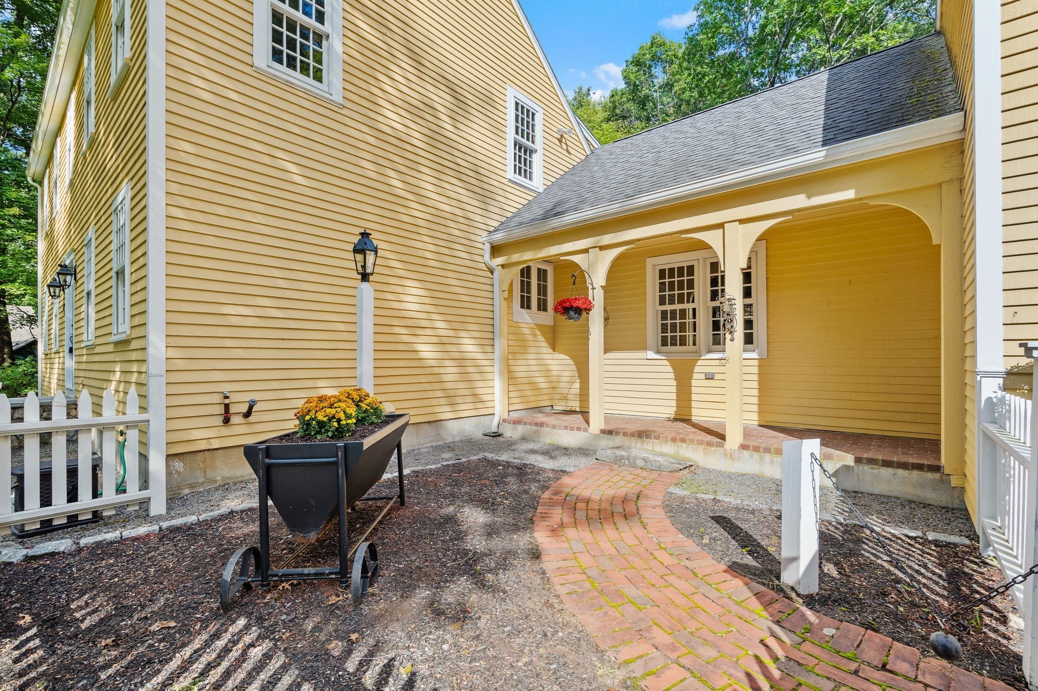 50 Nashaway Road