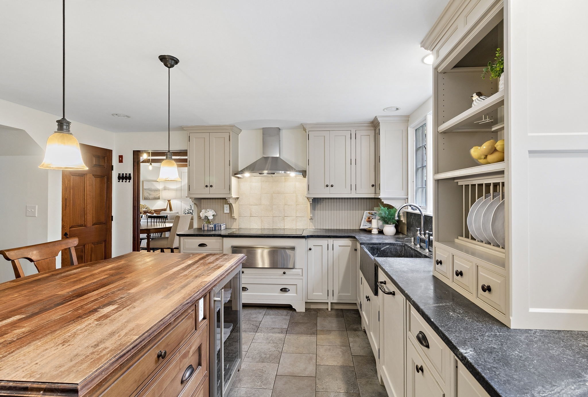 35 Bare Hill Road
