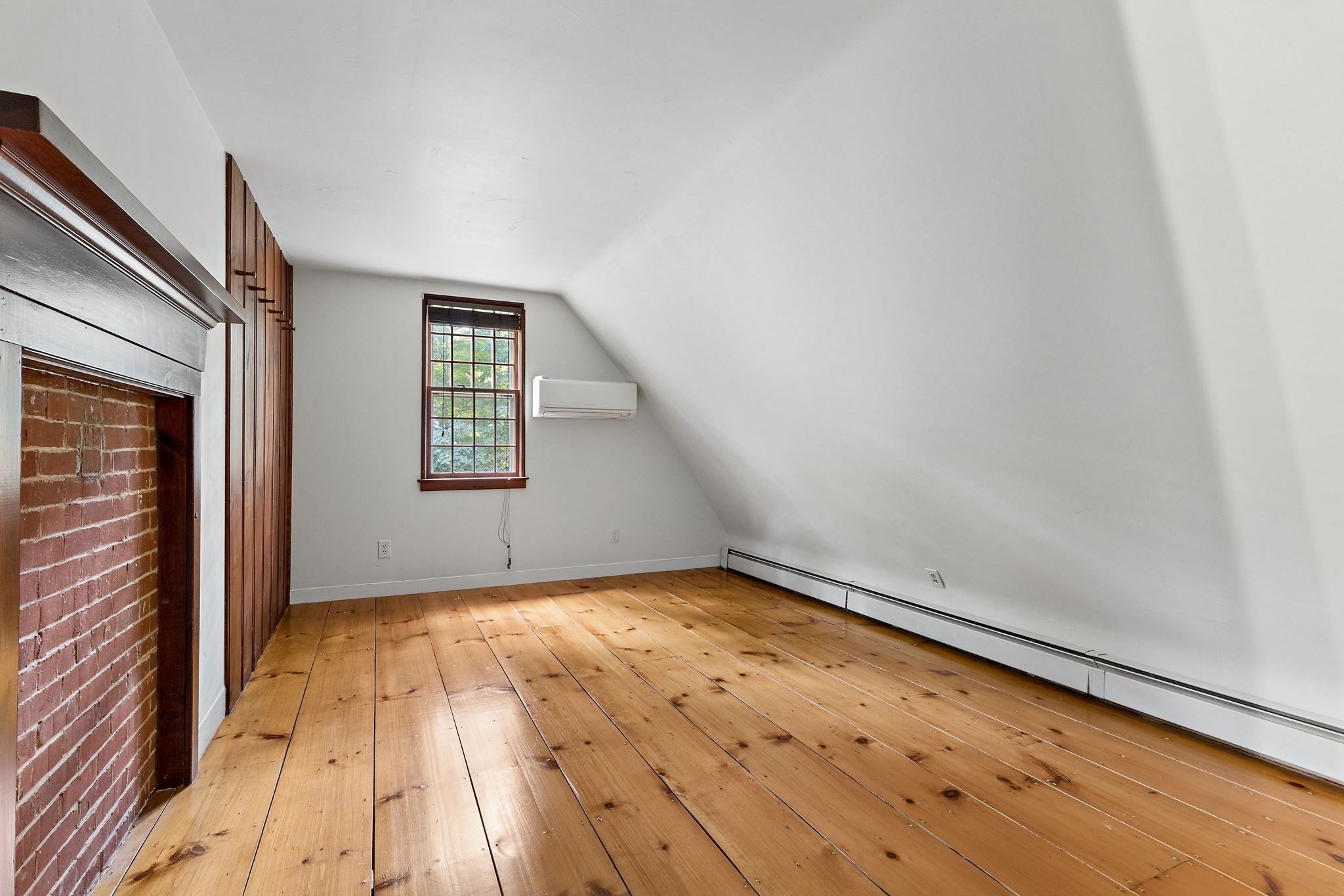 35 Bare Hill Road