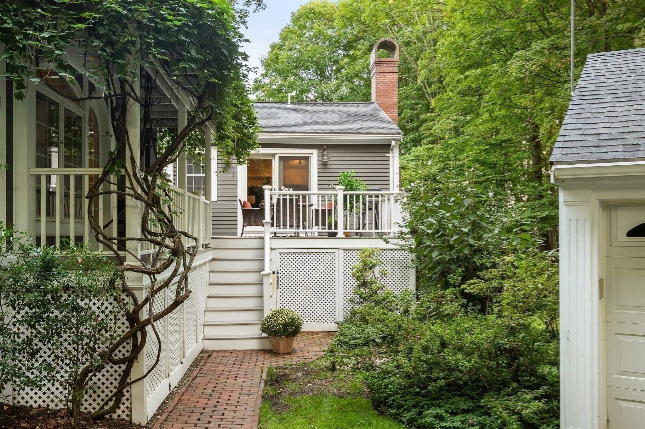 22 Garfield Road