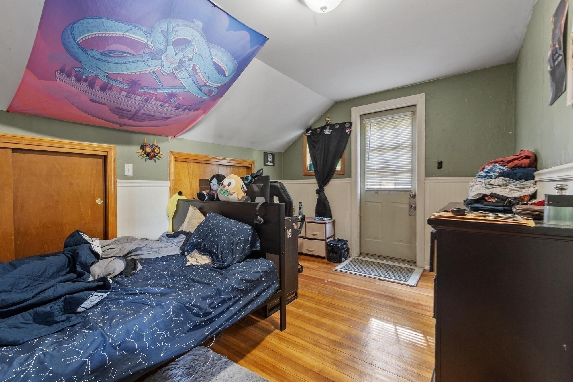 255 Greenwood St