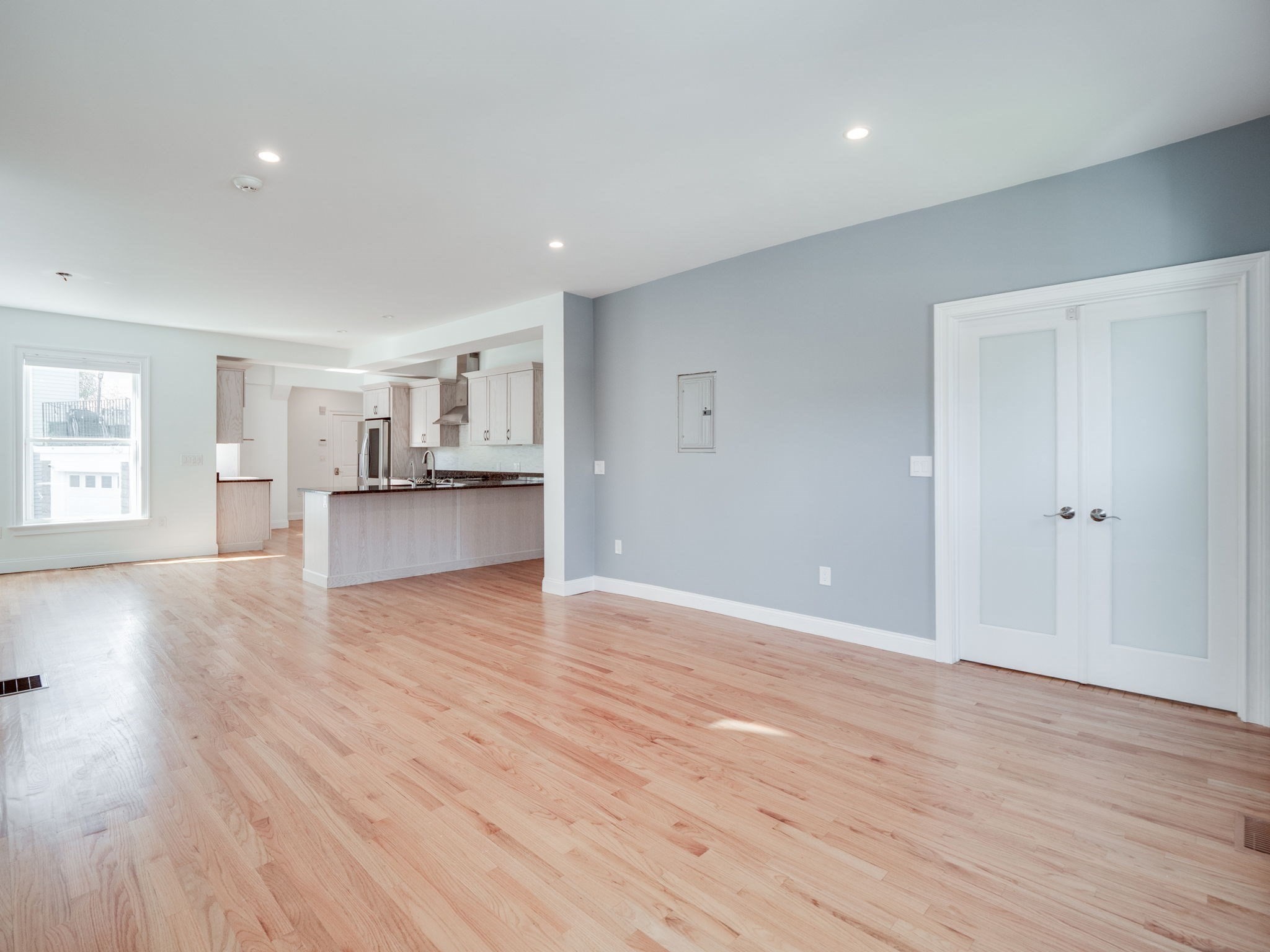 390 Medford St # 1A