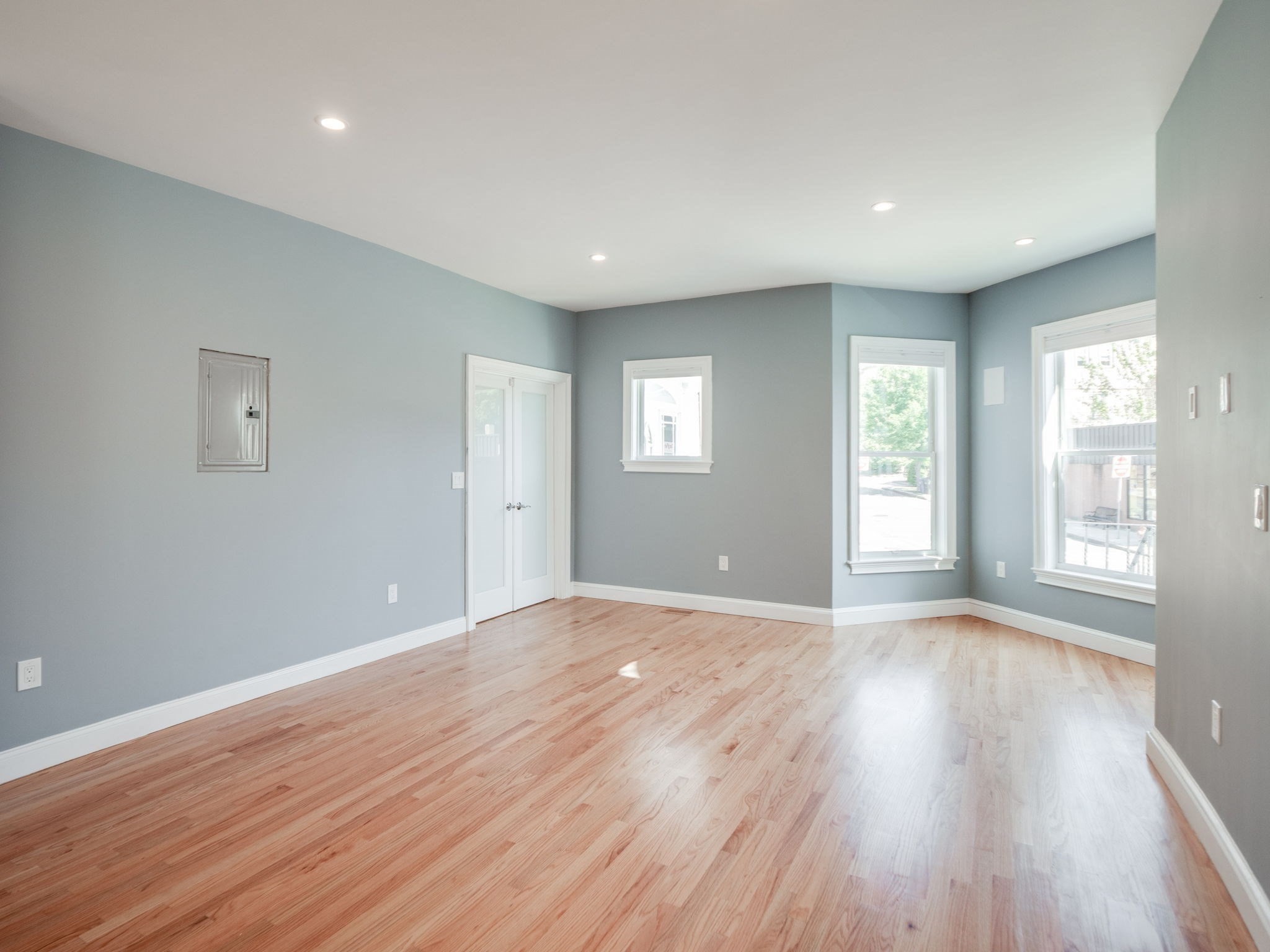 390 Medford St # 1A