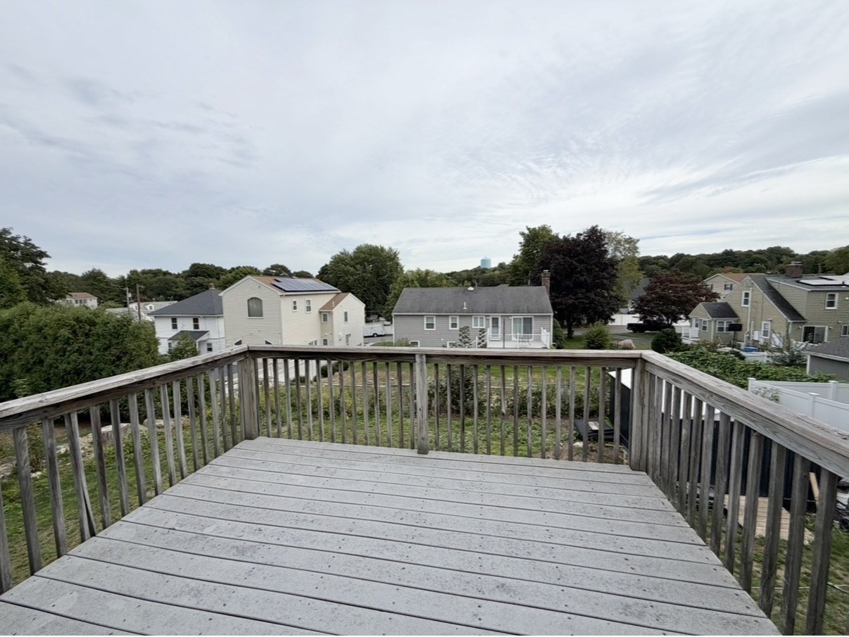 22 Dorchester St