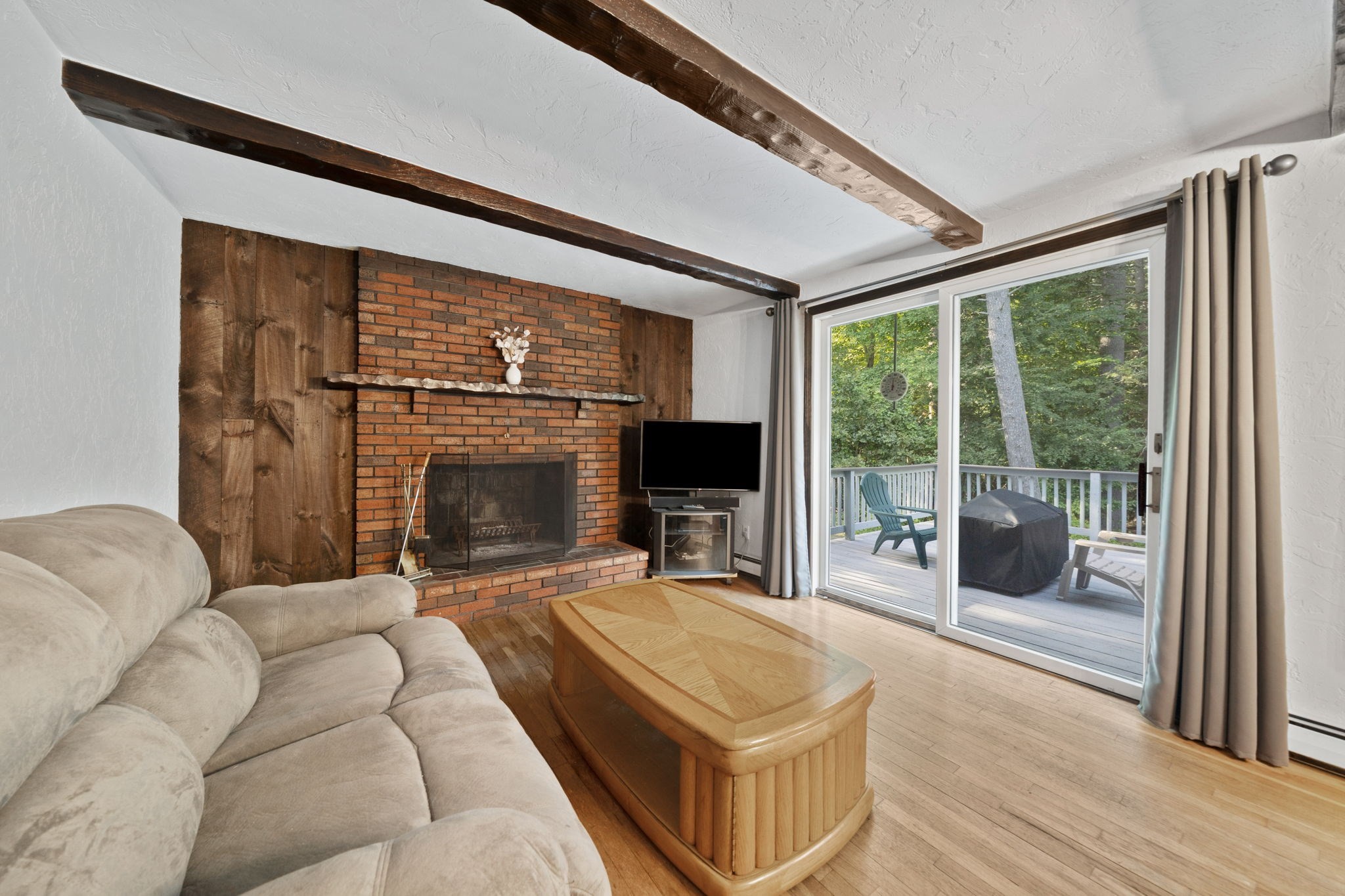 44 Pine Island Rd