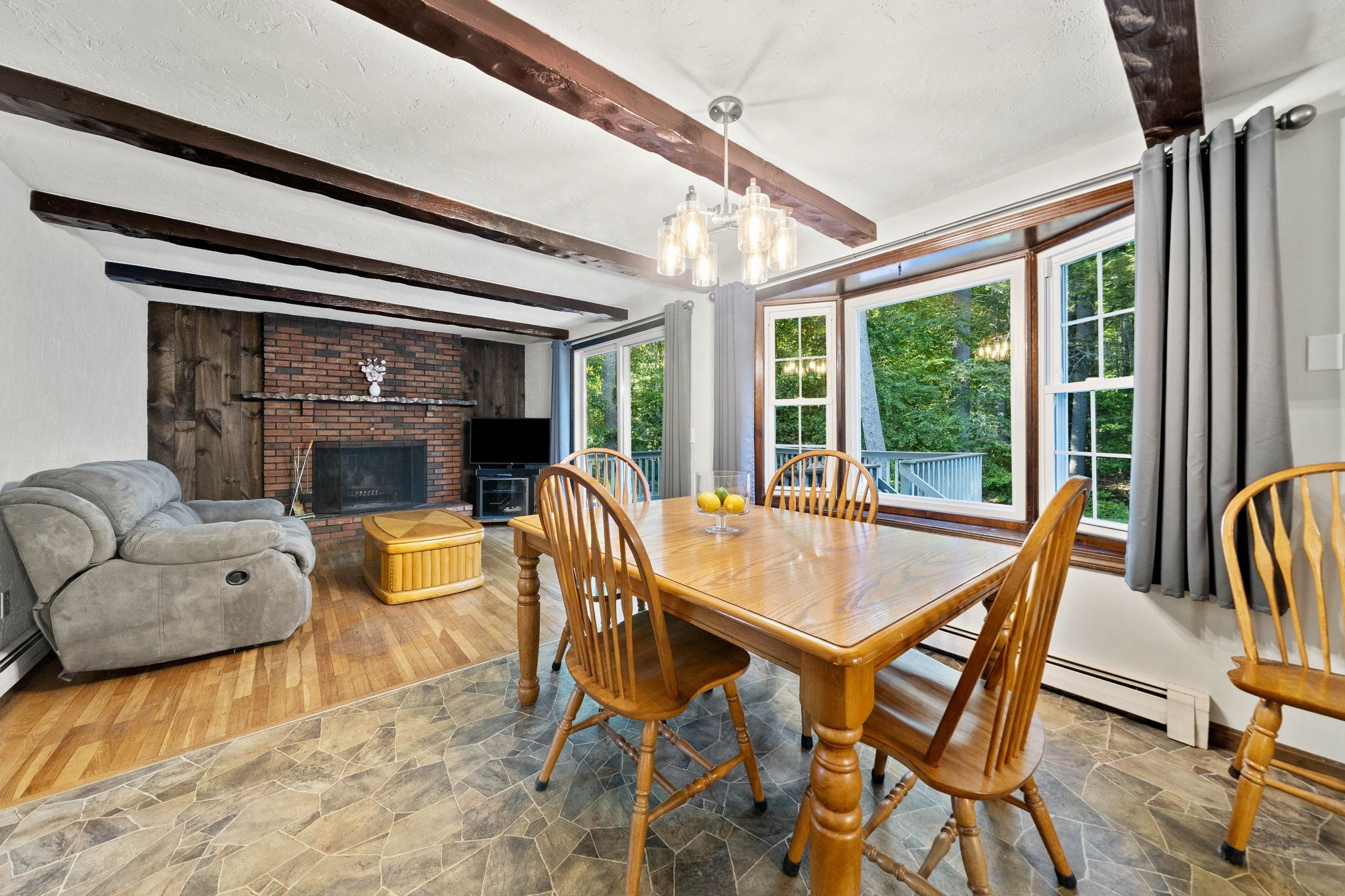 44 Pine Island Rd