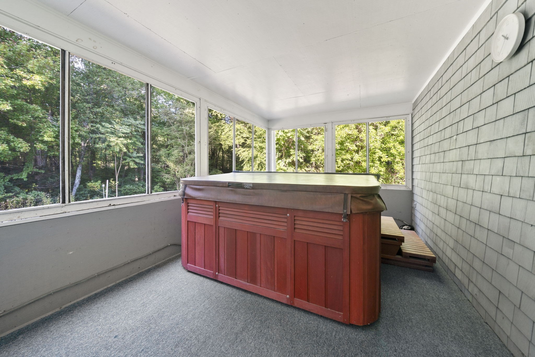 44 Pine Island Rd