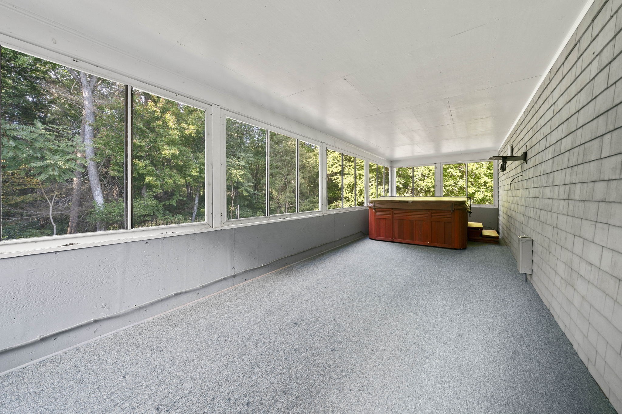 44 Pine Island Rd