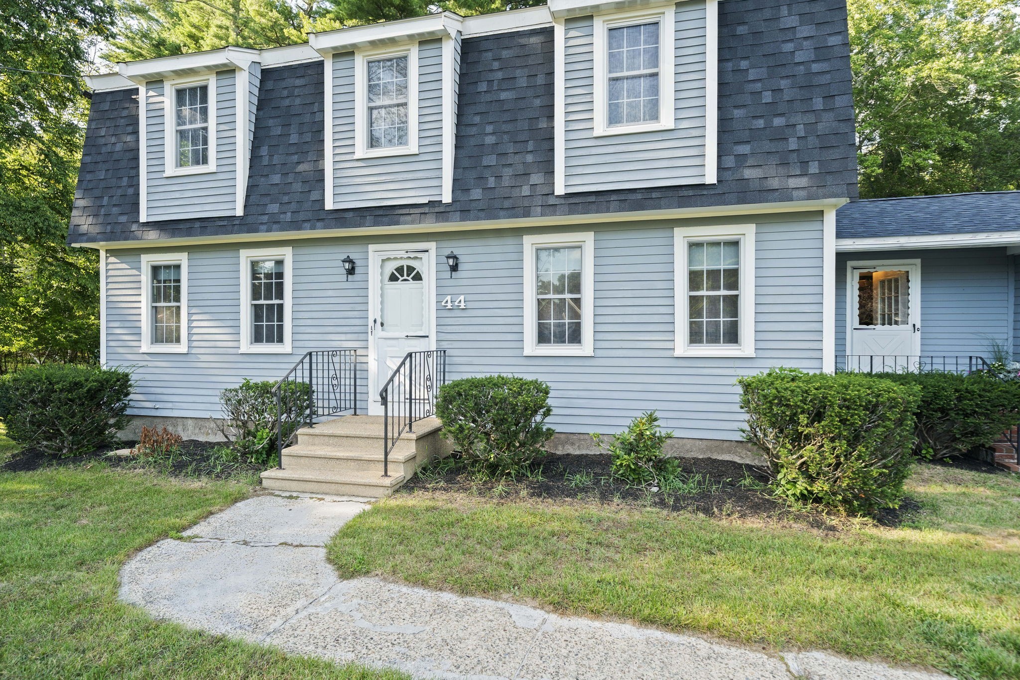 44 Pine Island Rd