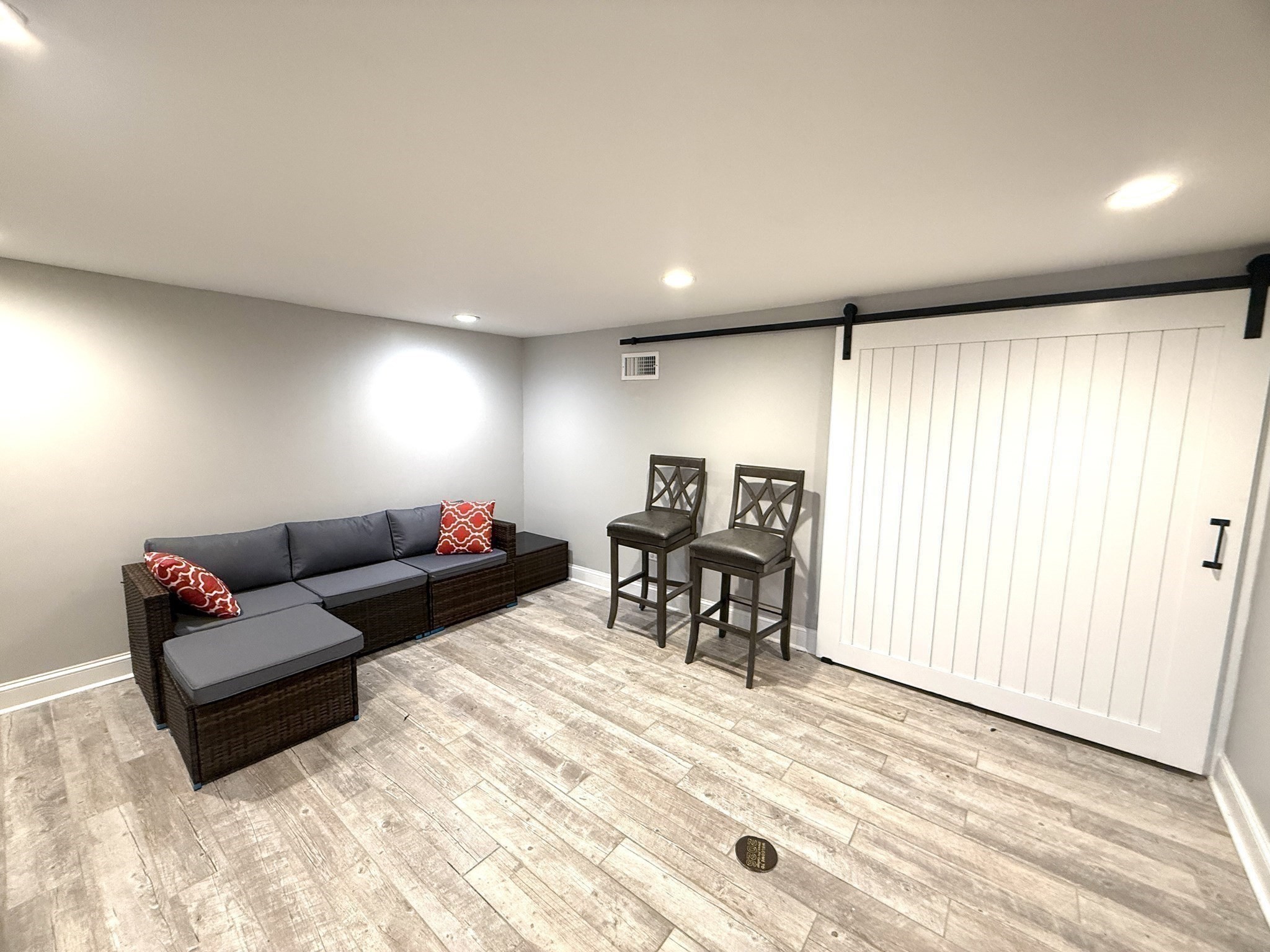 63 Linden St # 1
