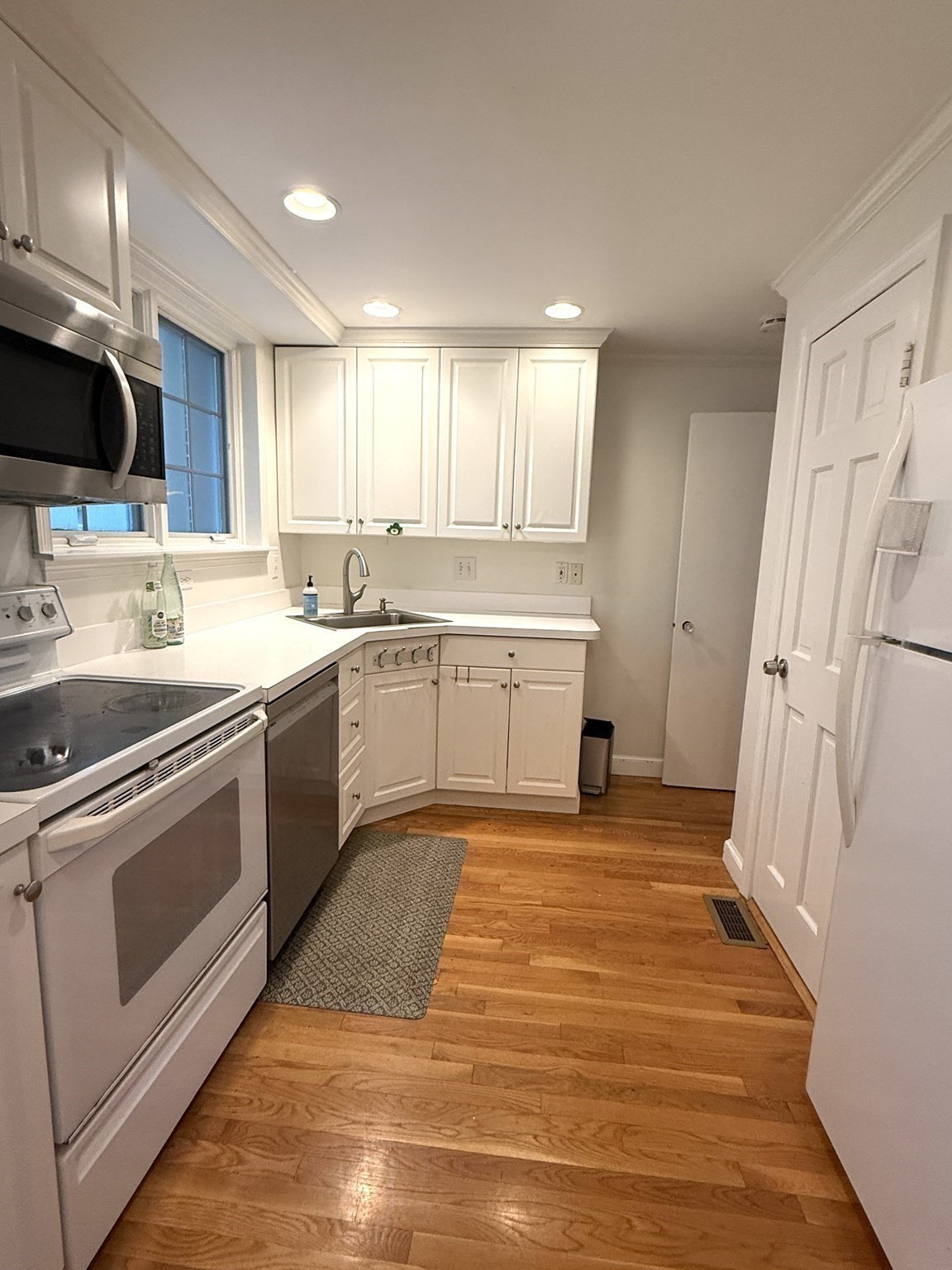 63 Linden St # 1
