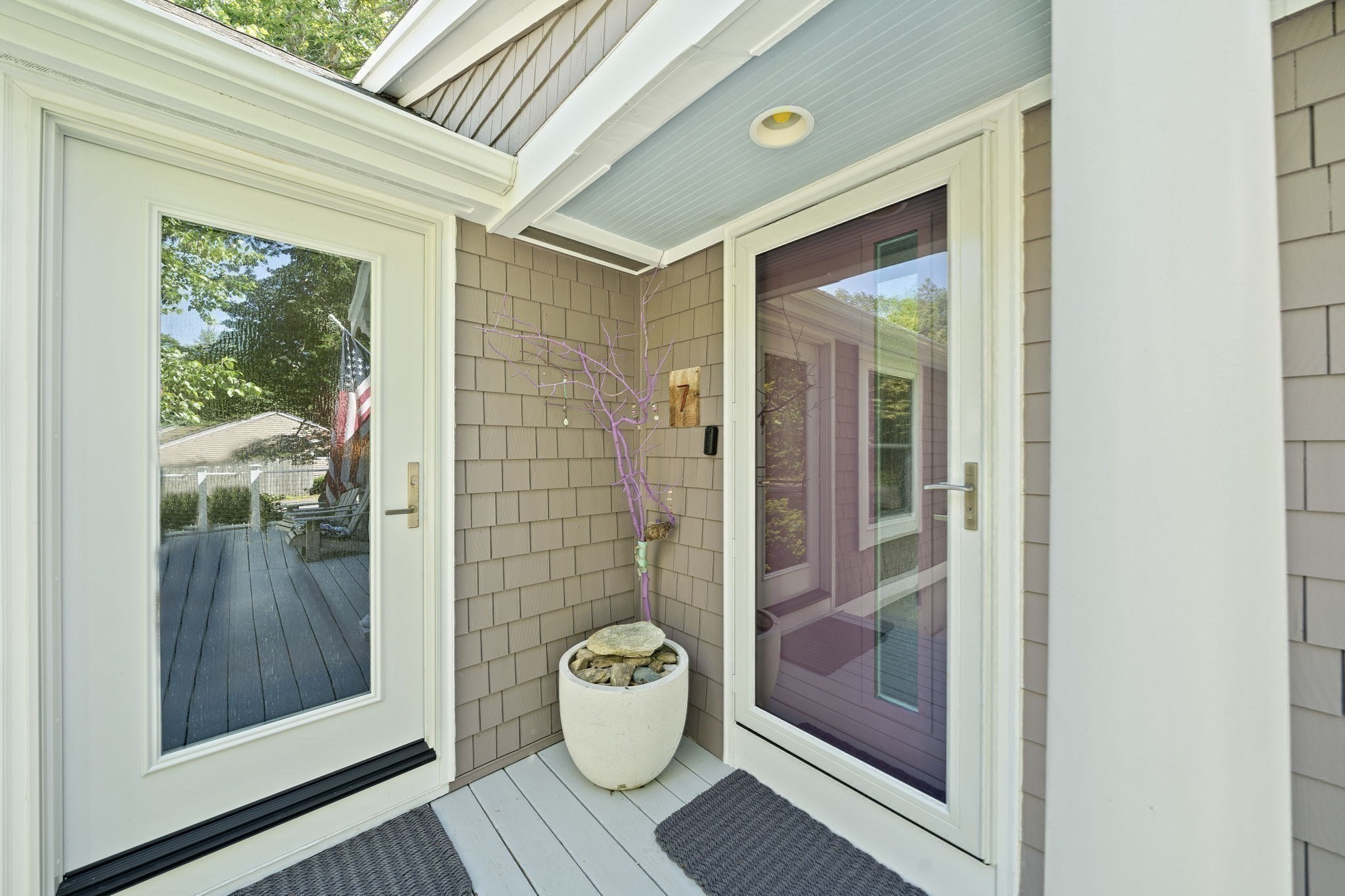 7 Elliot St