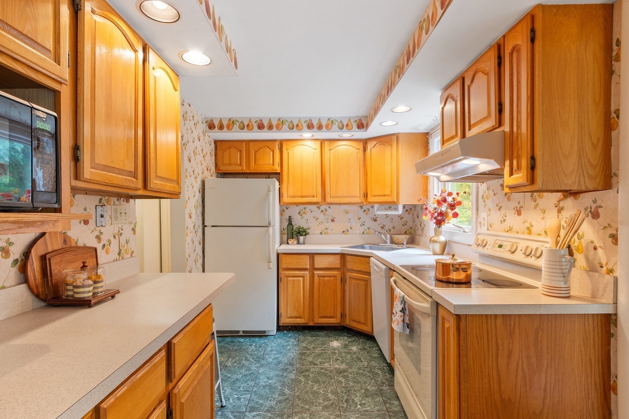 74 Davidson Rd