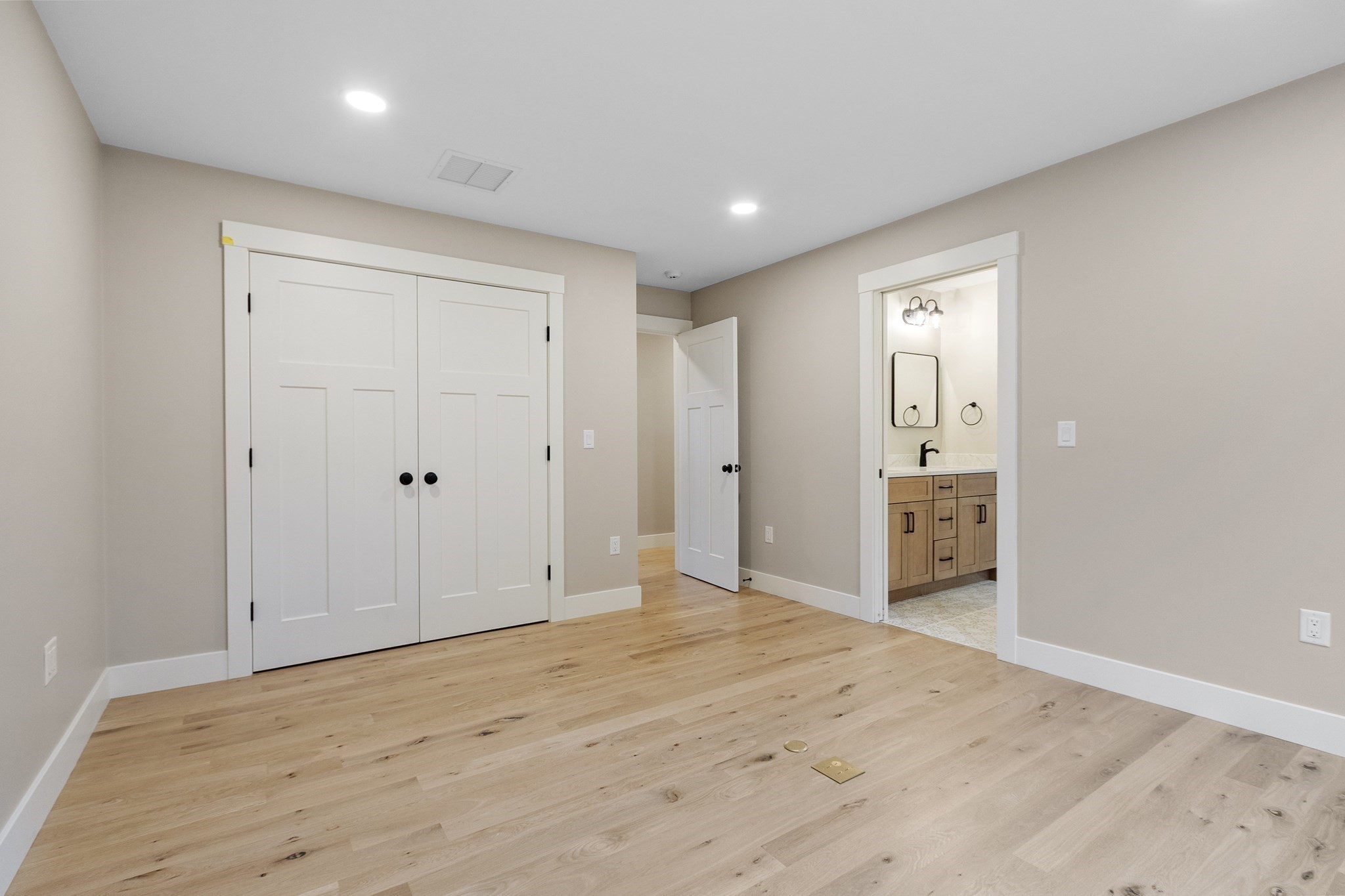 385 Green Road