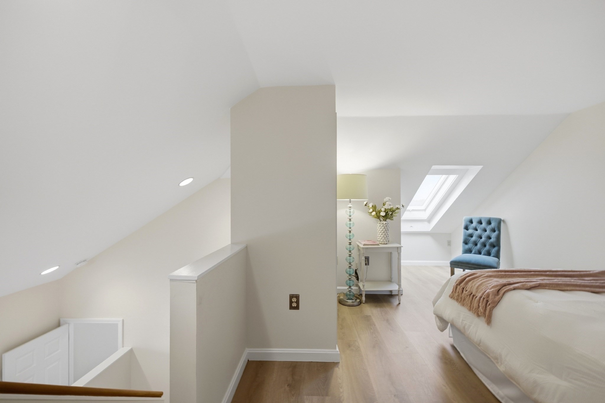 94 Newbury Ave # 402