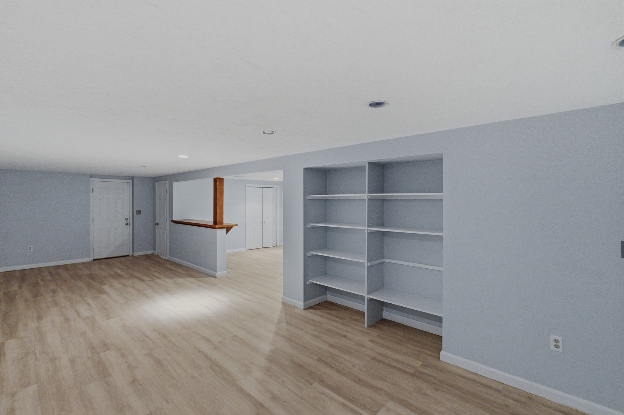 76 Carroll Dr