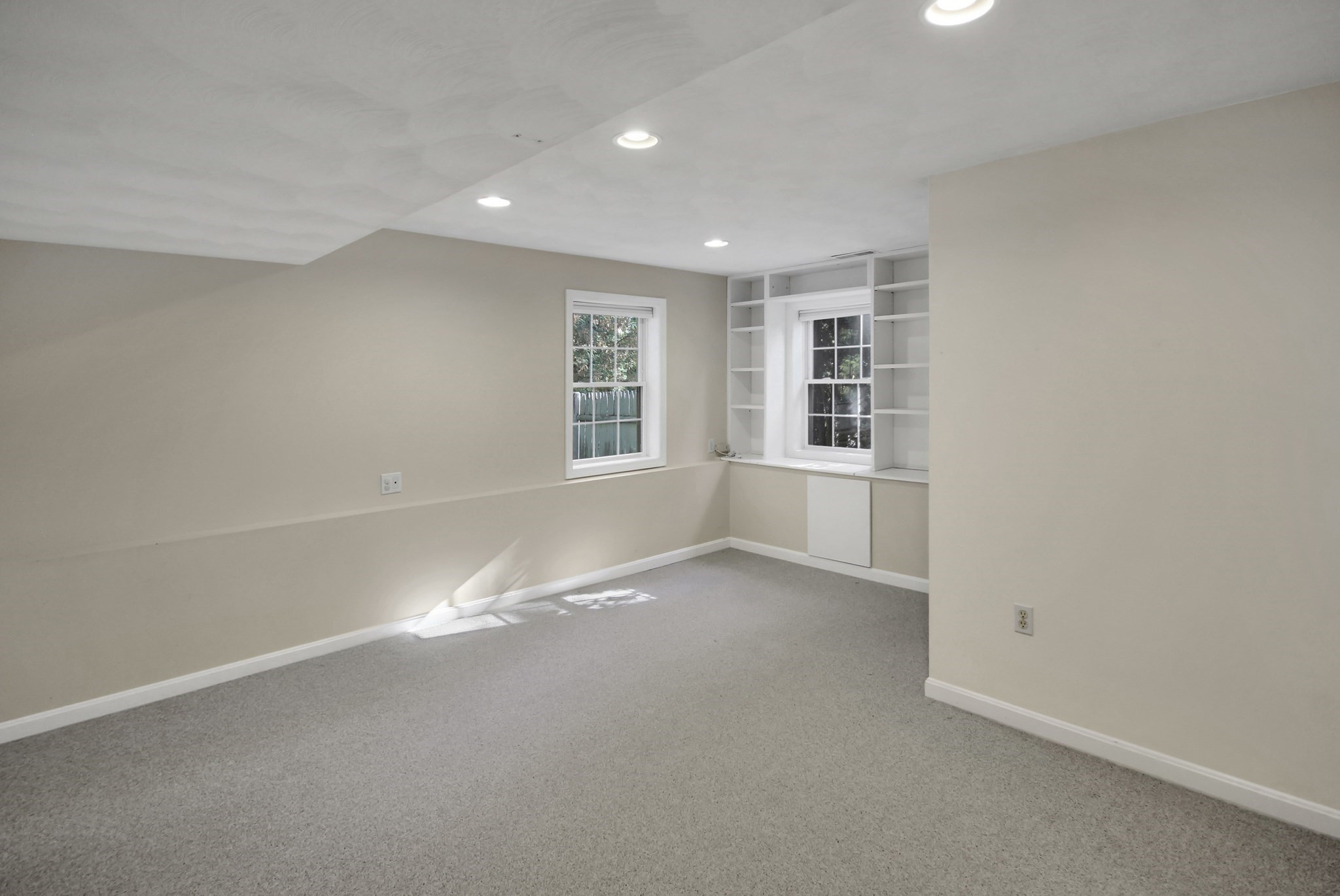 170 Bay State Rd