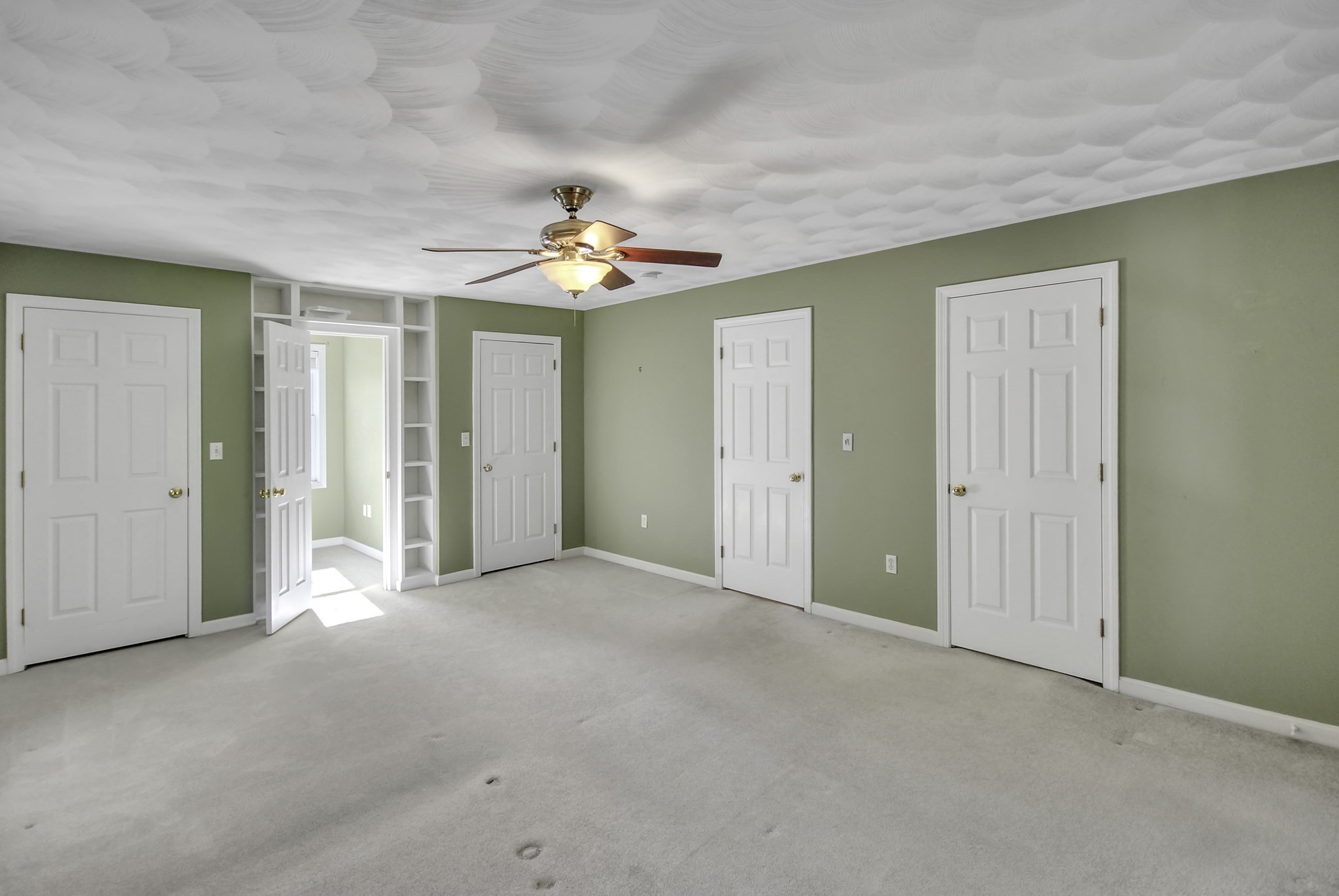 170 Bay State Rd