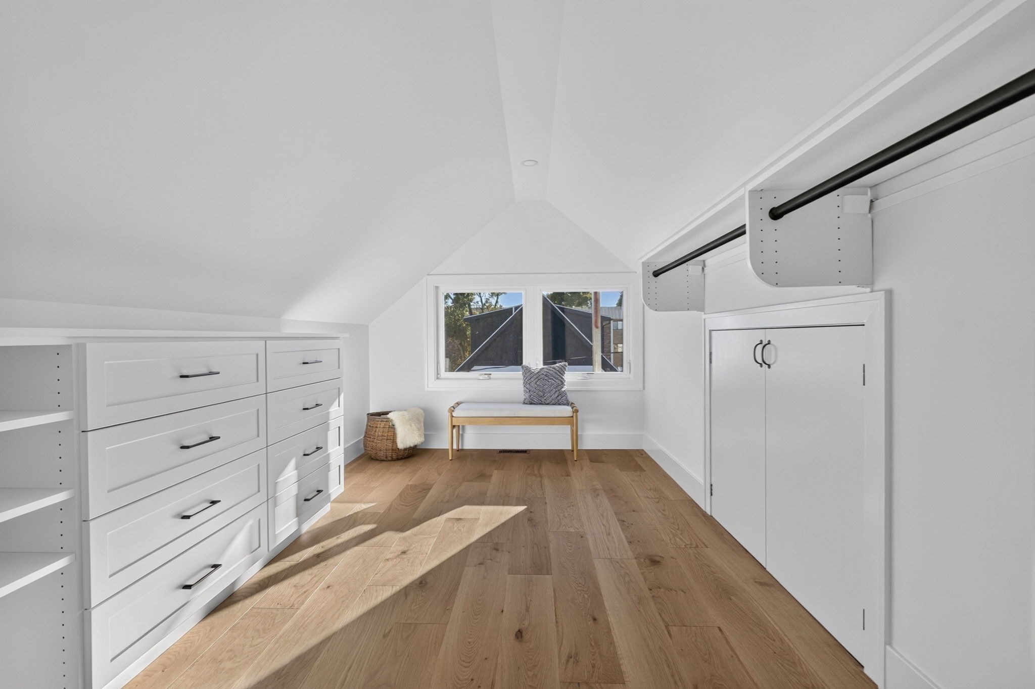 3 Fairlee St