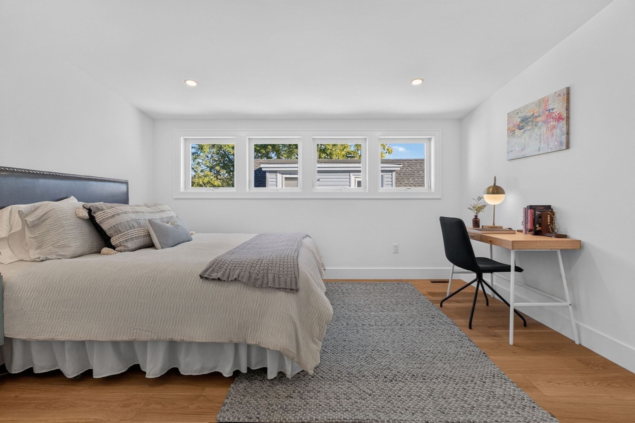 3 Fairlee St