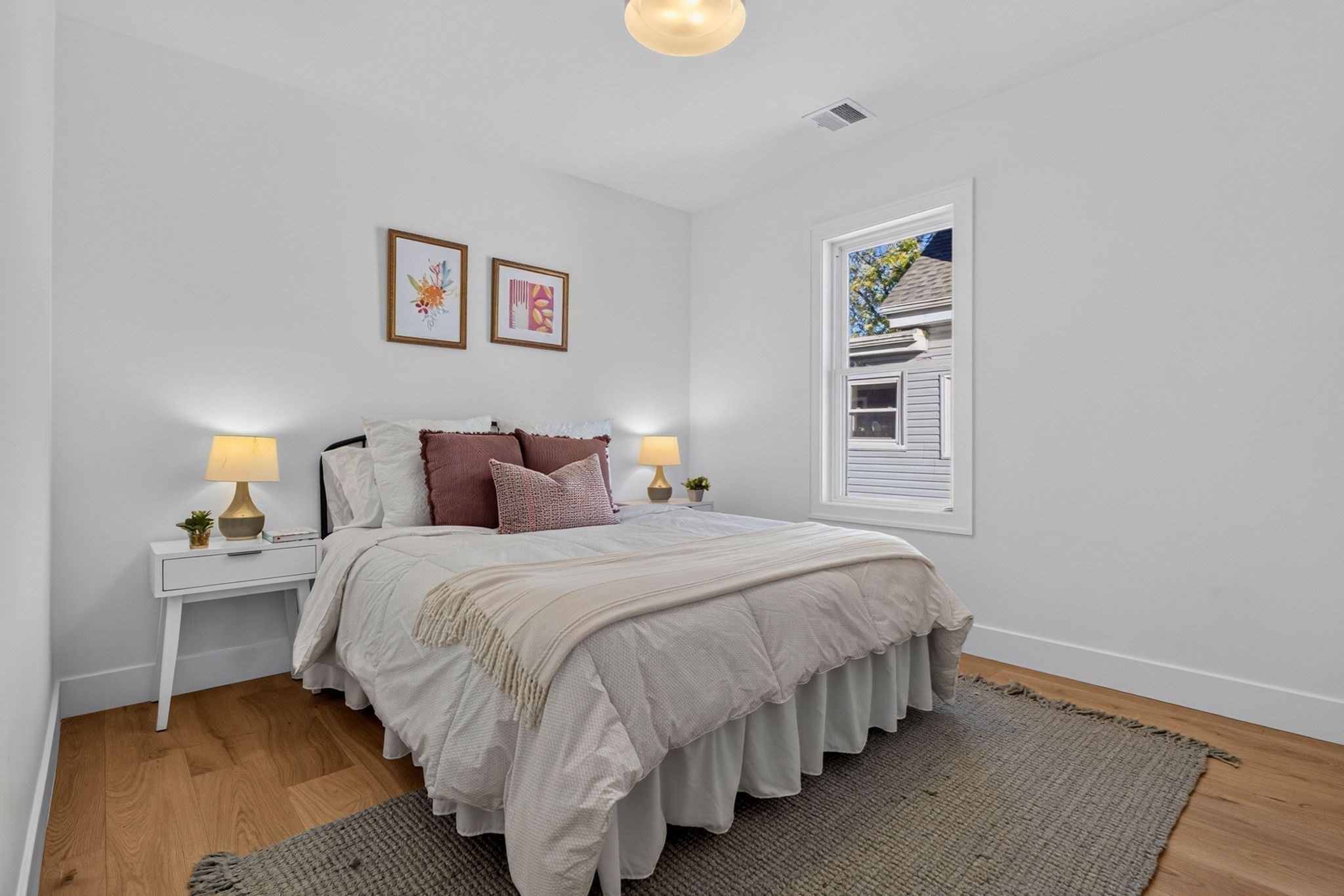 3 Fairlee St