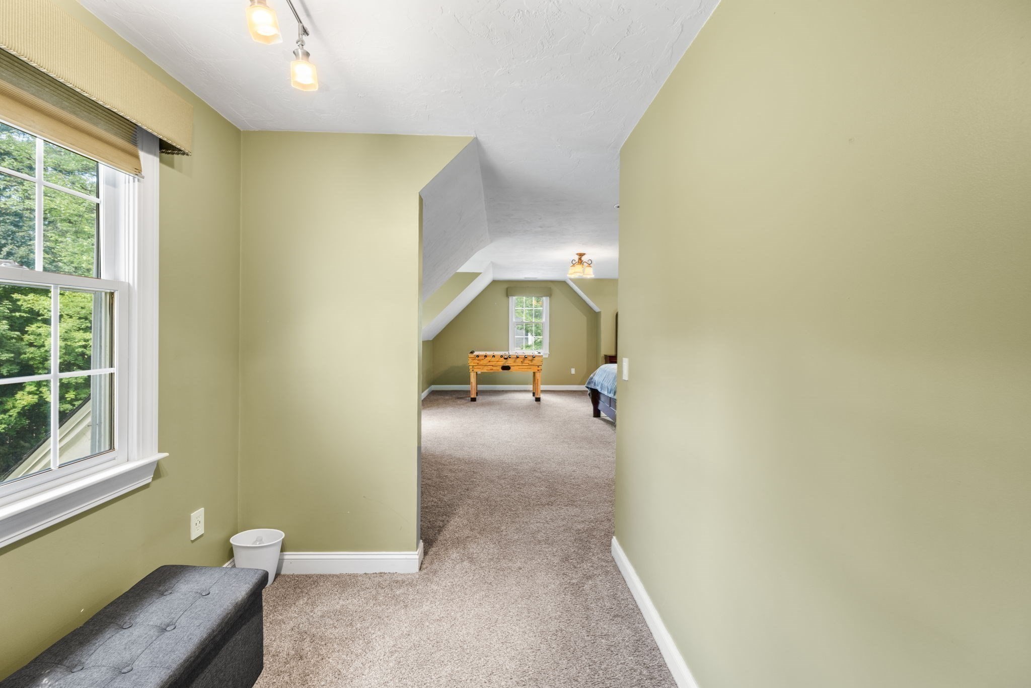 101 Schoolhouse Ln