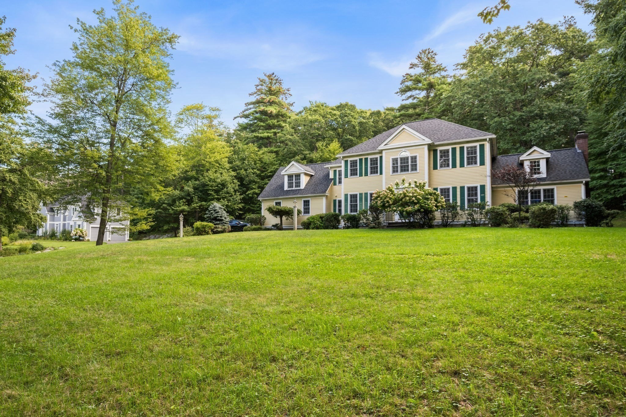 101 Schoolhouse Ln