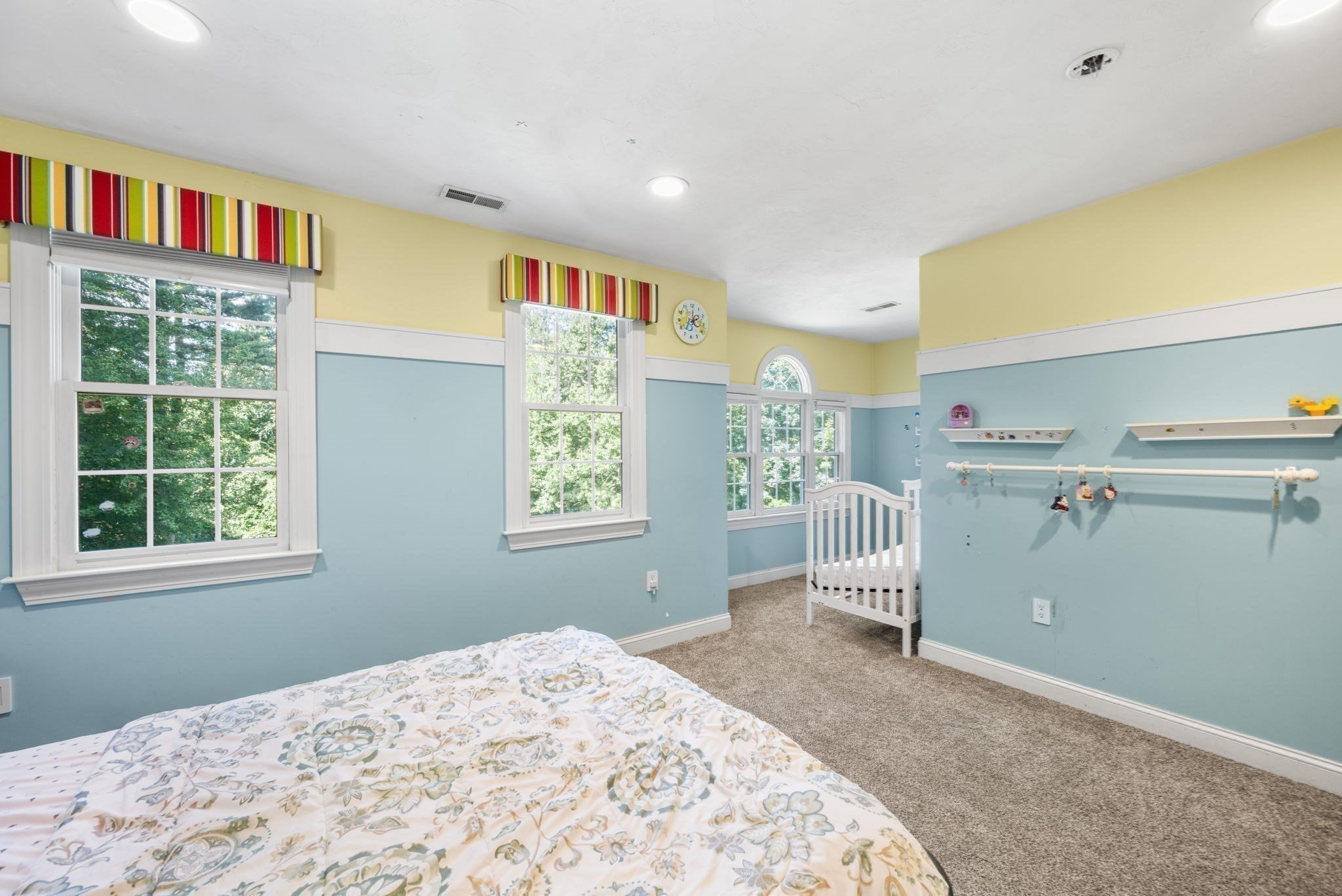 101 Schoolhouse Ln