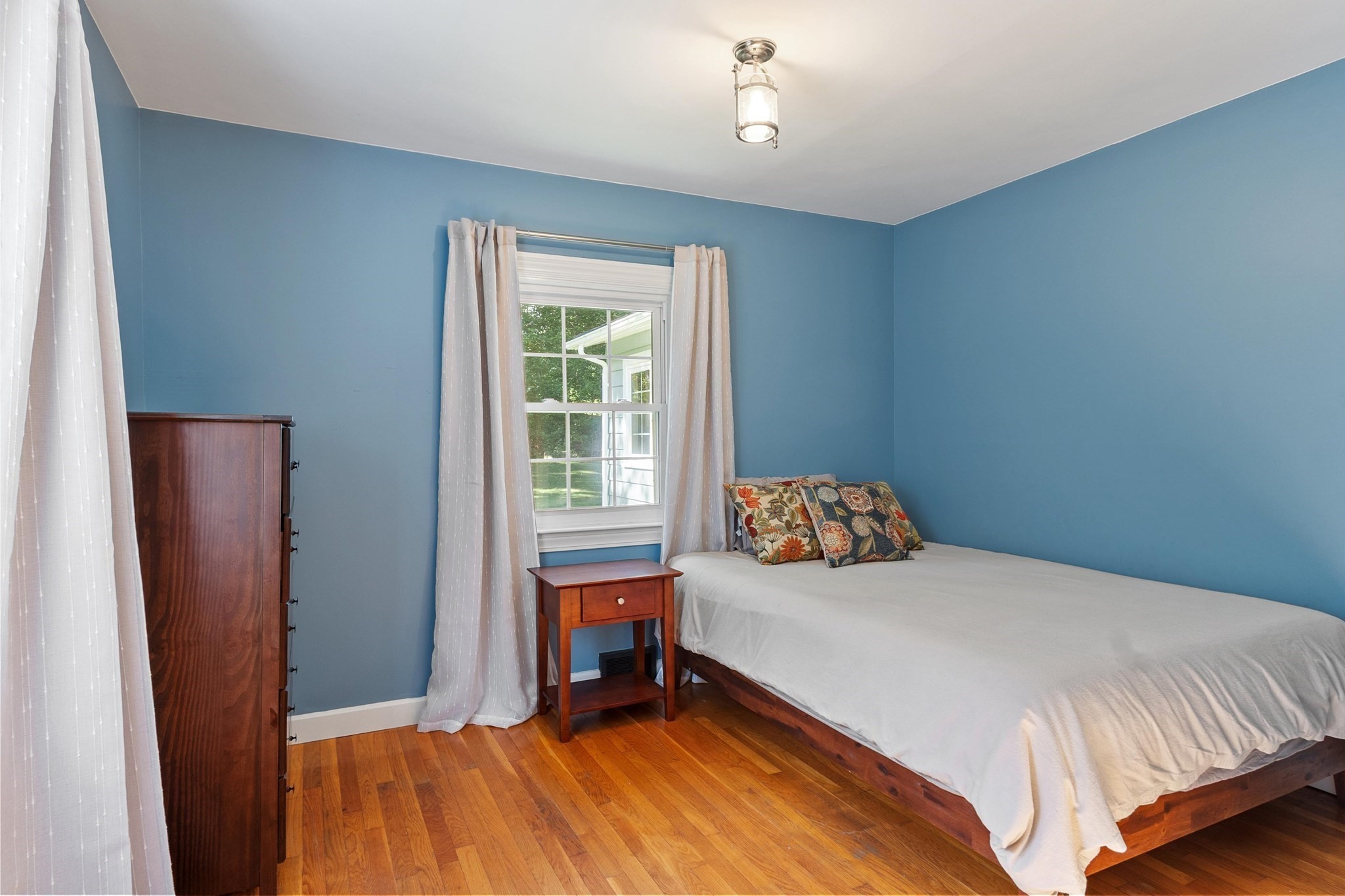 6 Nourse Road