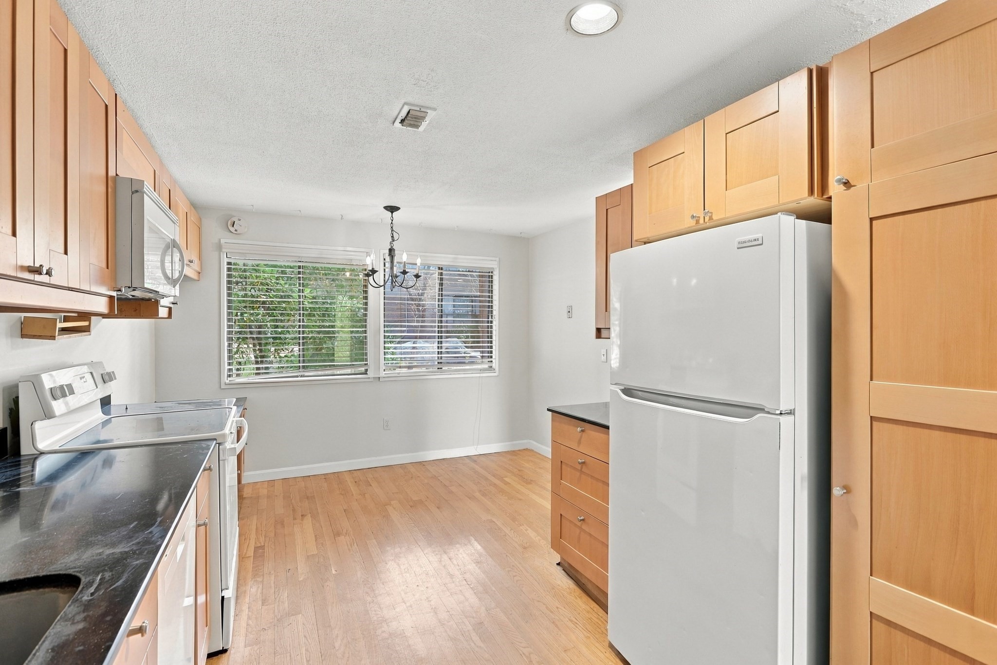 214 Meadows Edge # 214