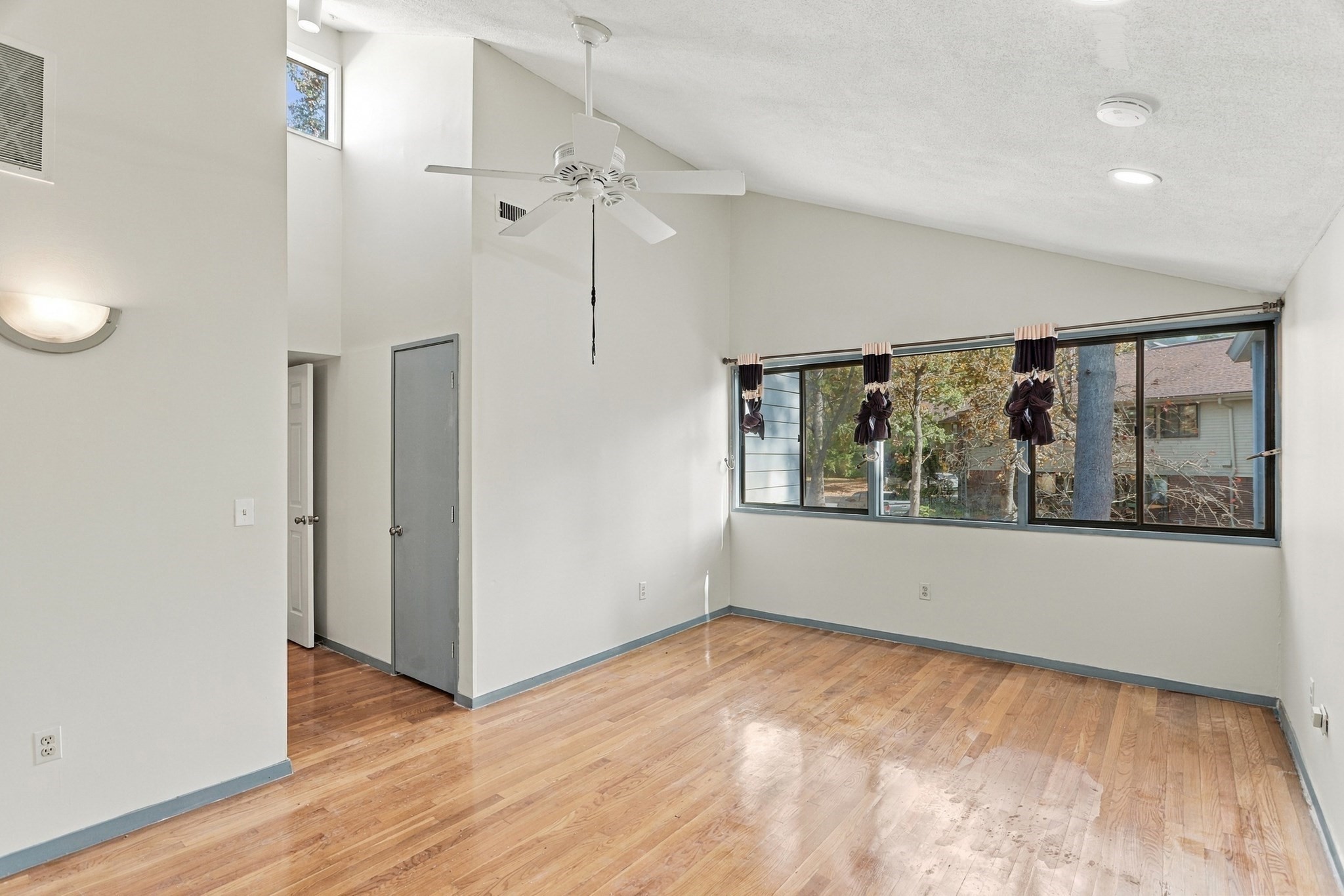214 Meadows Edge # 214
