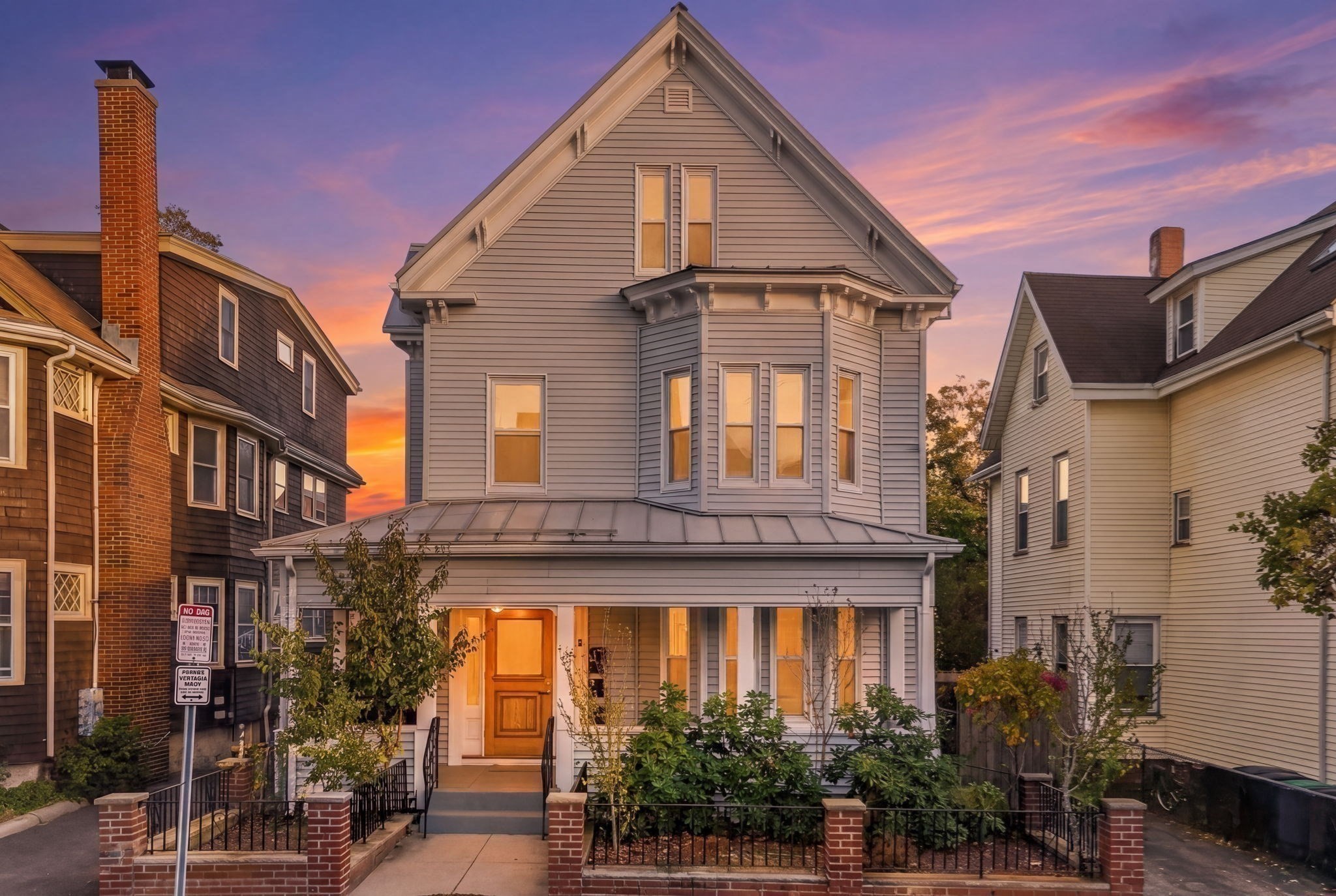9 Dartmouth St