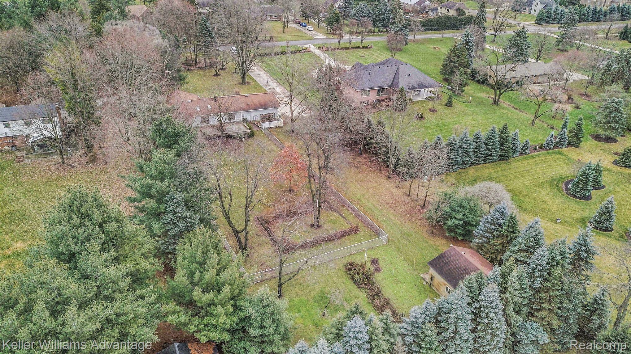 24633 Dinser Drive