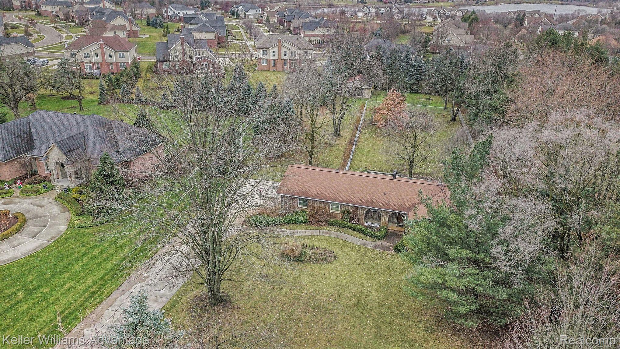 24633 Dinser Drive