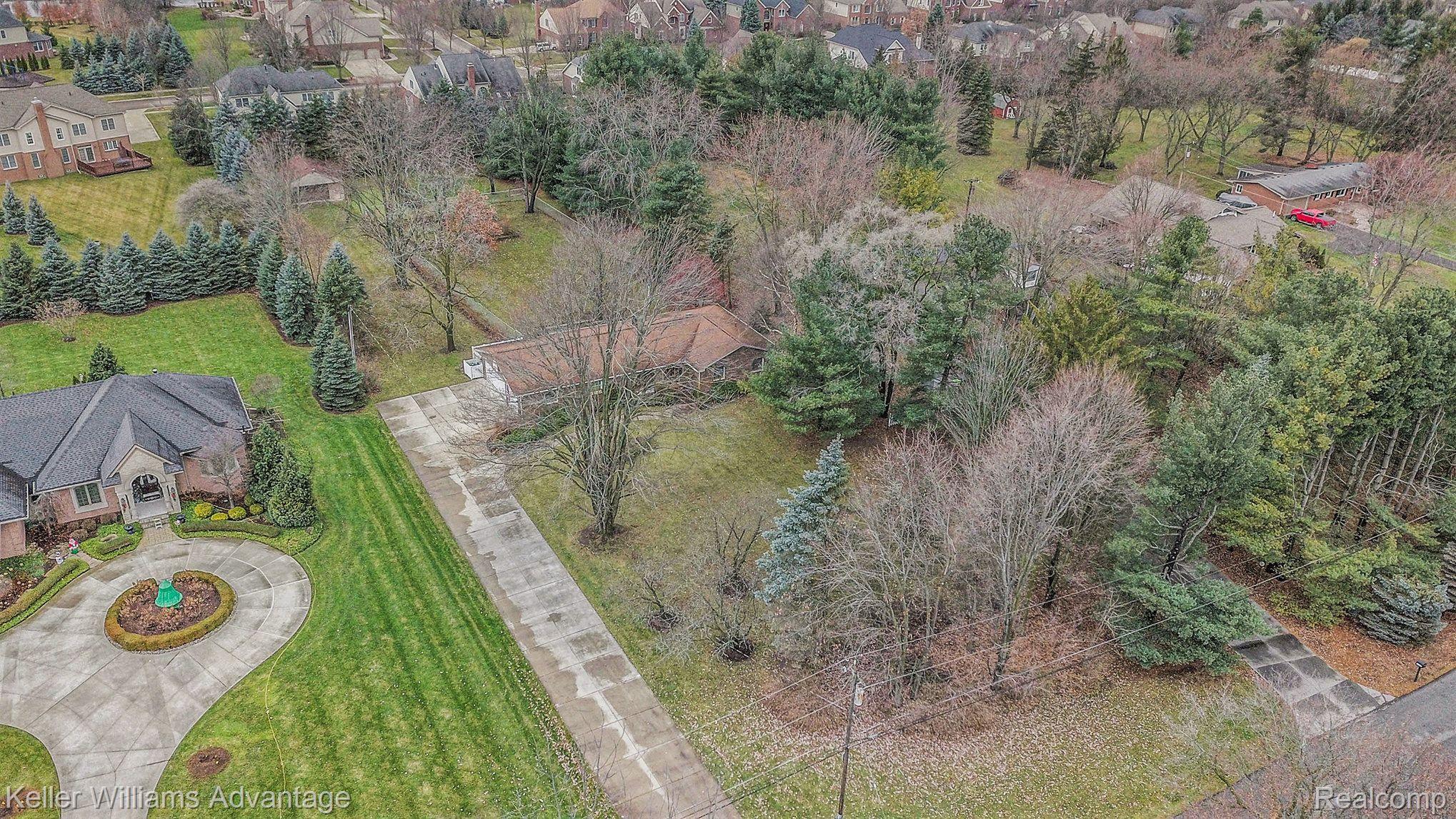 24633 Dinser Drive