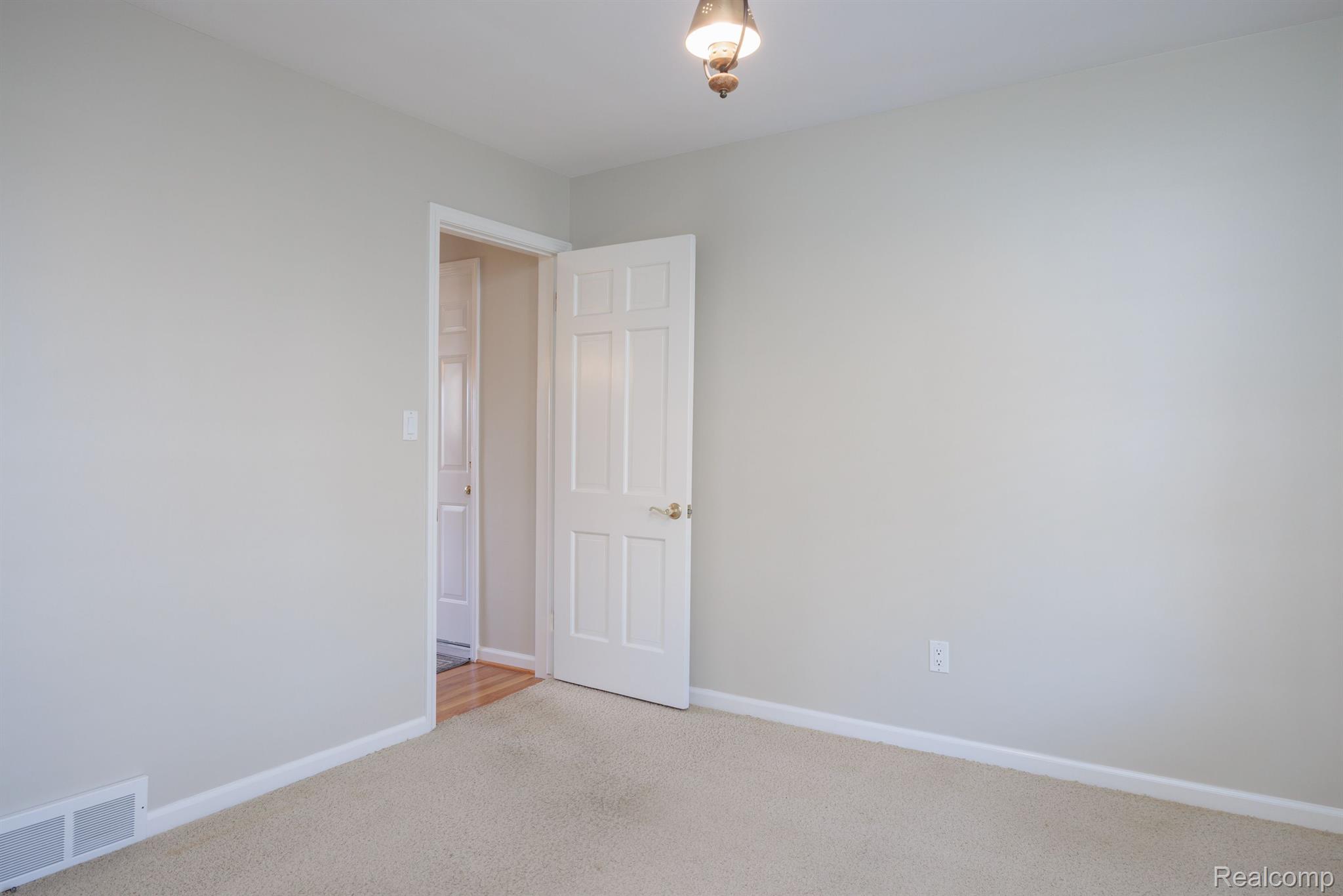 44126 HARMONY Lane