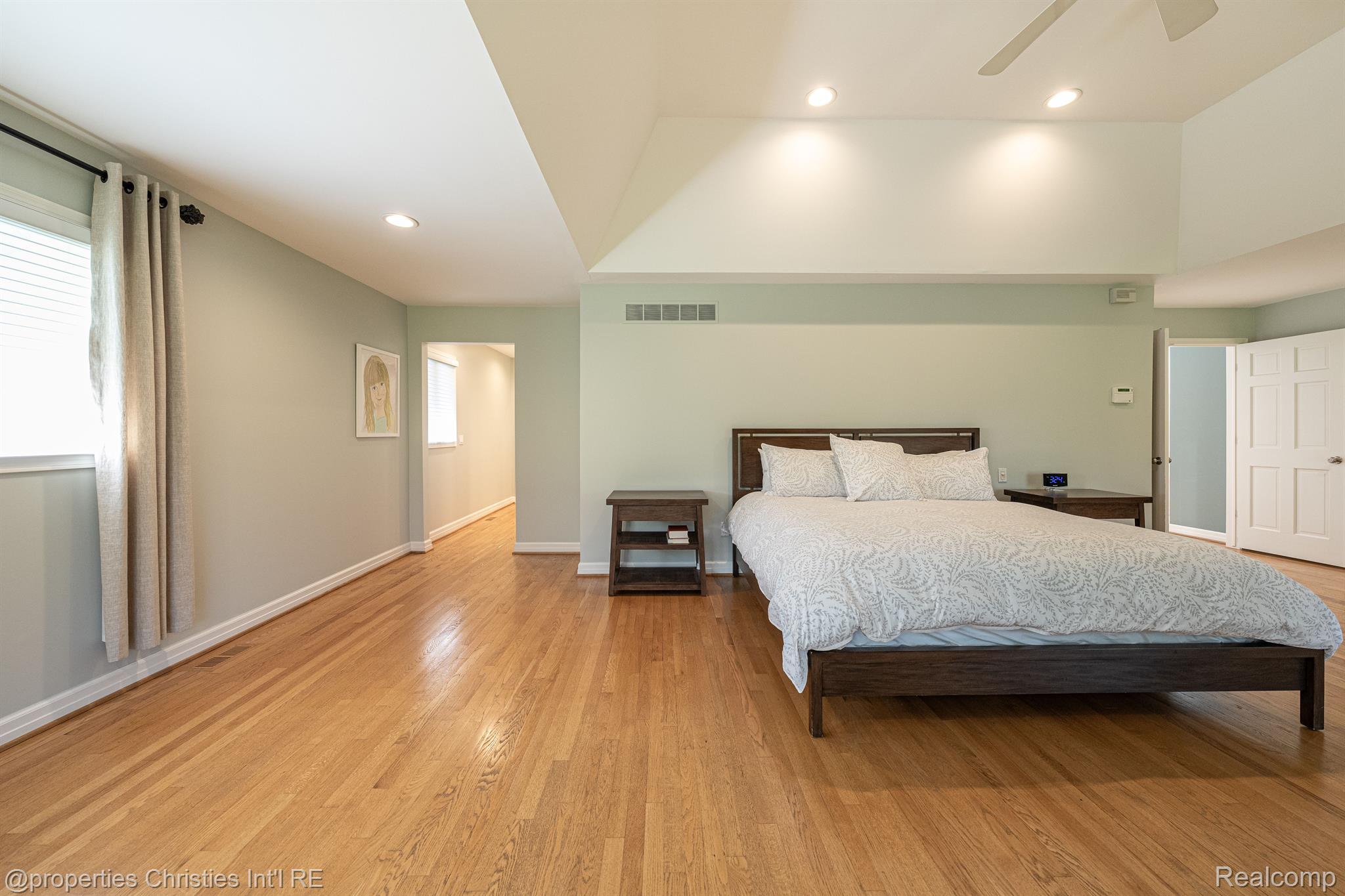 116 ENDICOTT Road