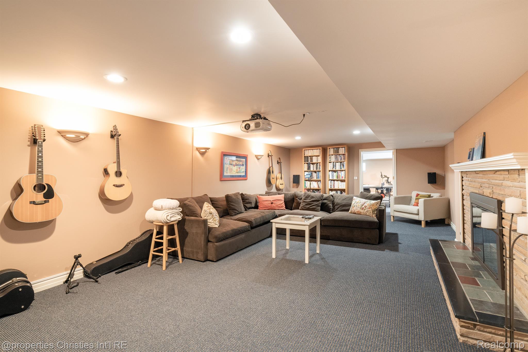 116 ENDICOTT Road