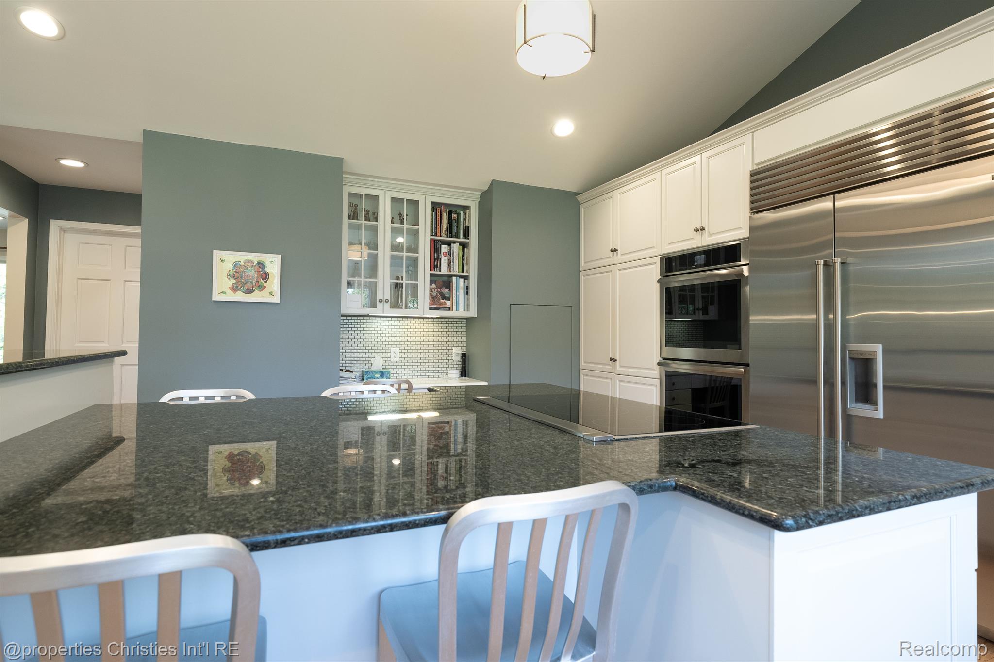 116 ENDICOTT Road