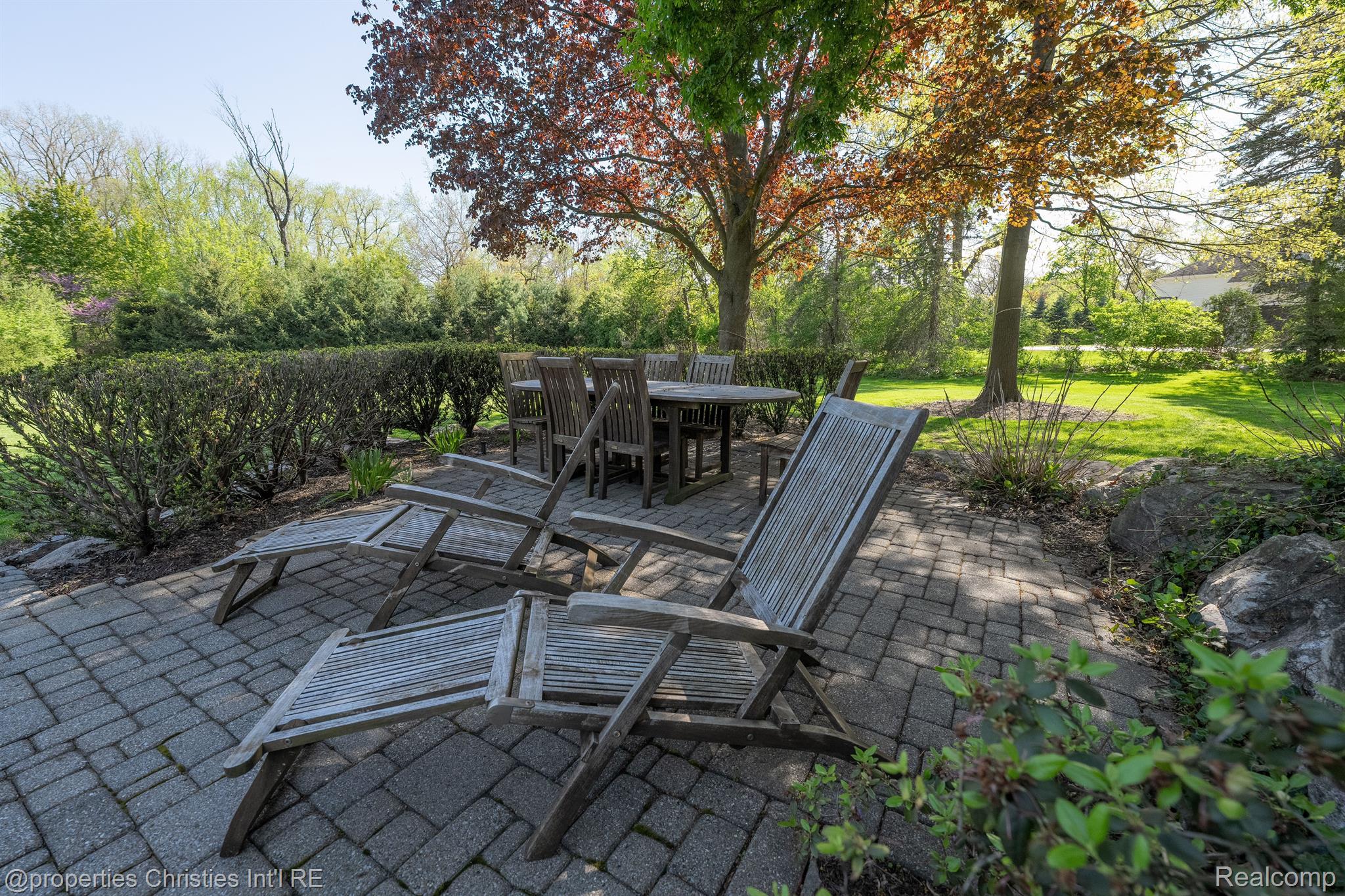116 ENDICOTT Road