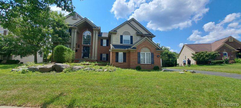 43275 POND BLUFF Drive