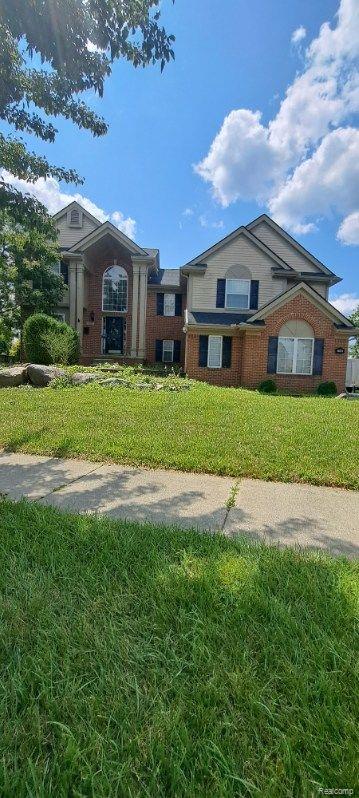 43275 POND BLUFF Drive