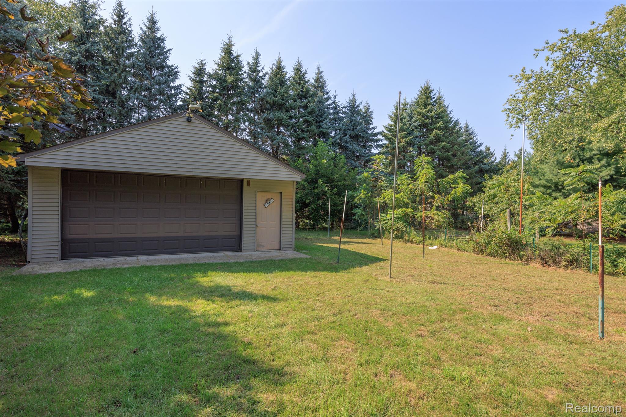 24633 DINSER Drive