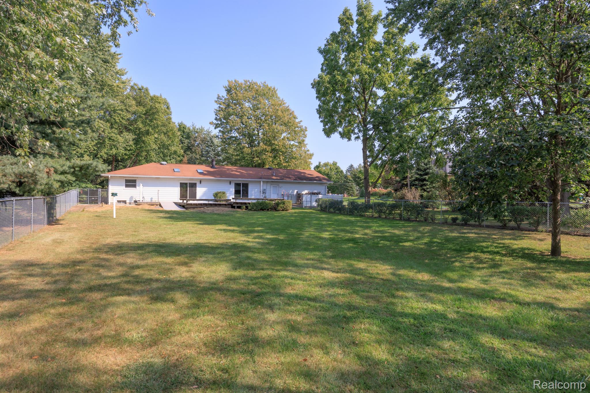 24633 DINSER Drive