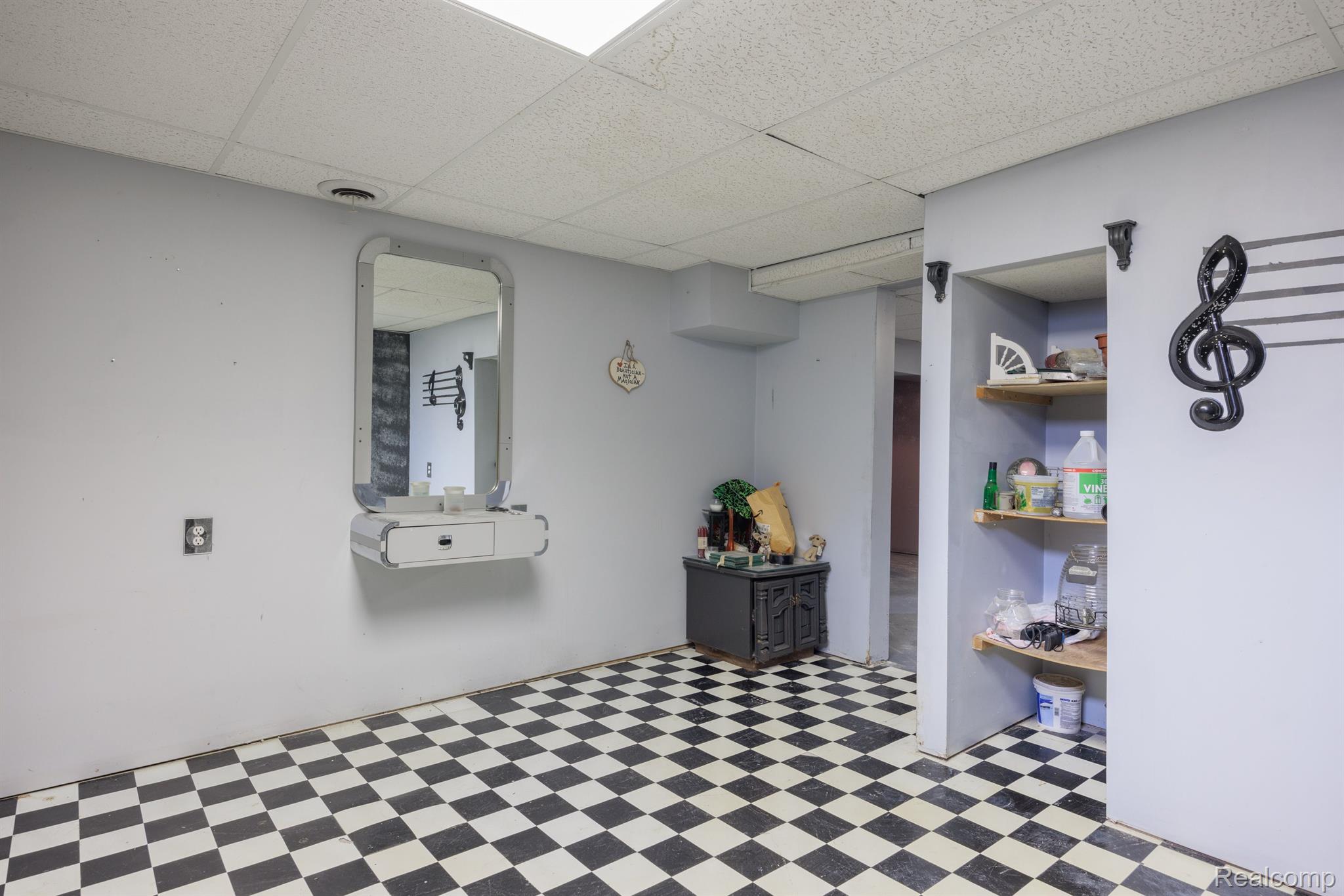 15218 Elwell Road Road