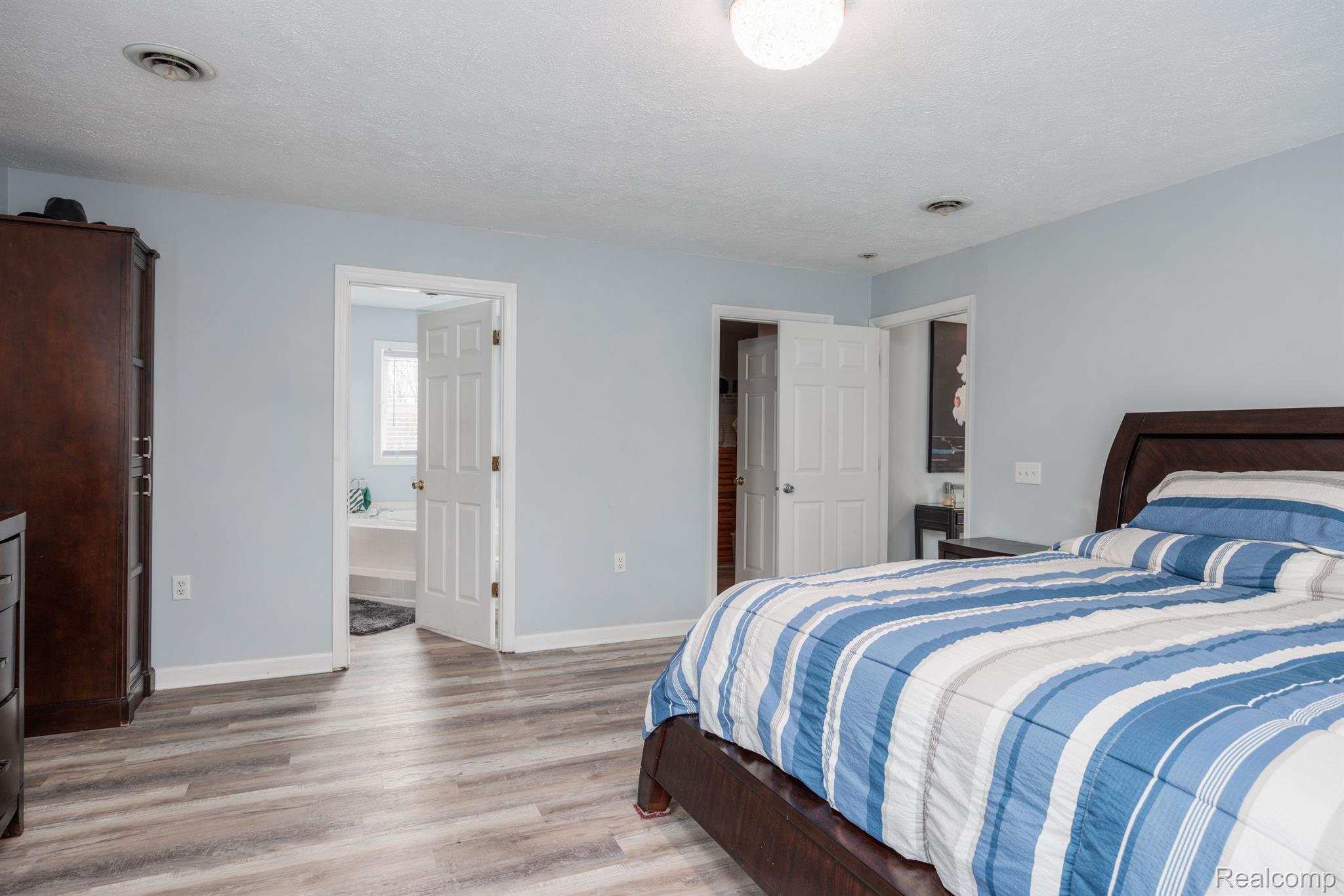 15218 Elwell Road Road