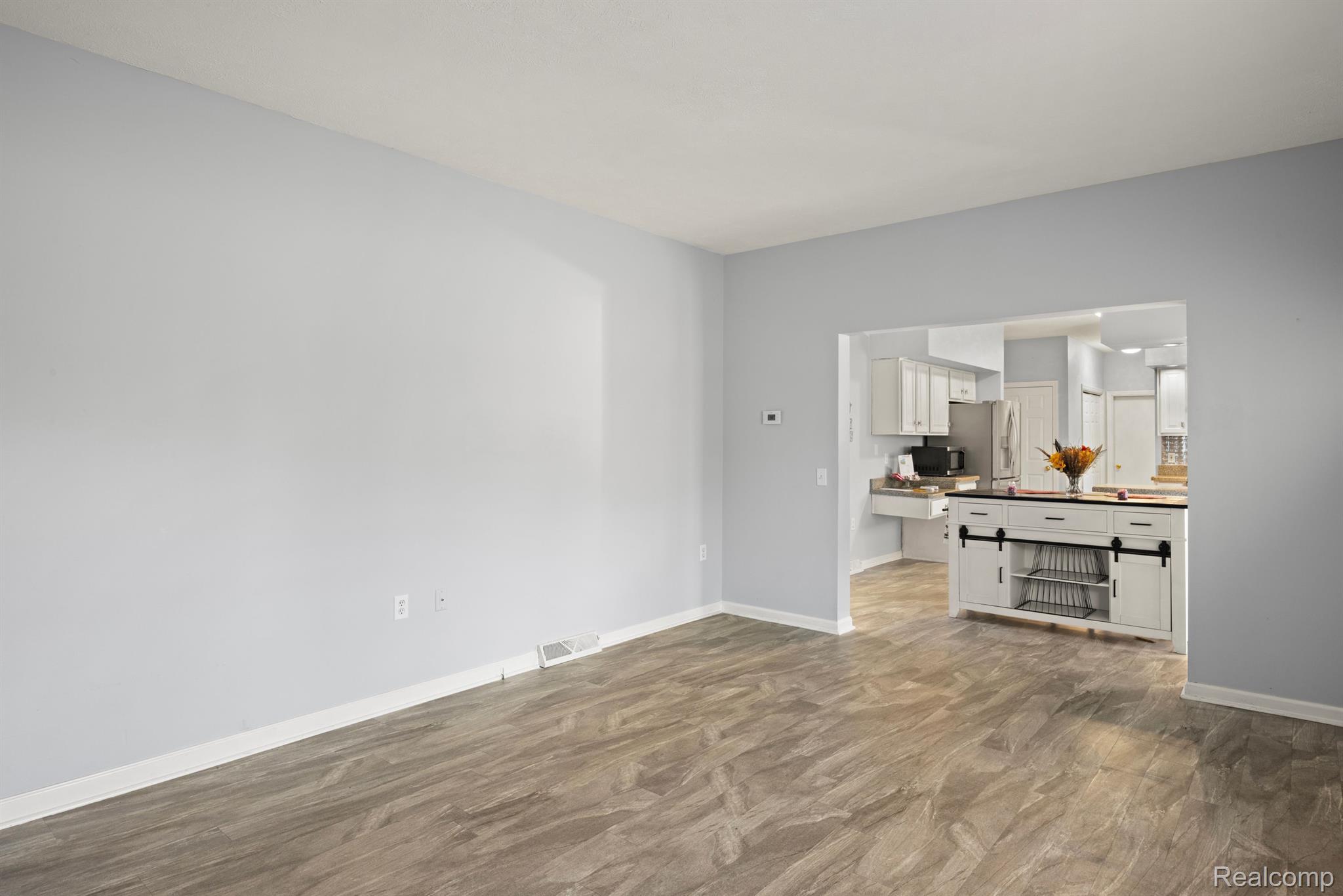 15218 Elwell Road Road