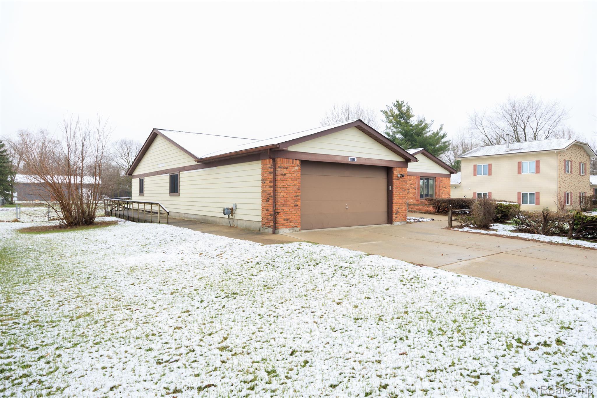 15505 HOEFT Road